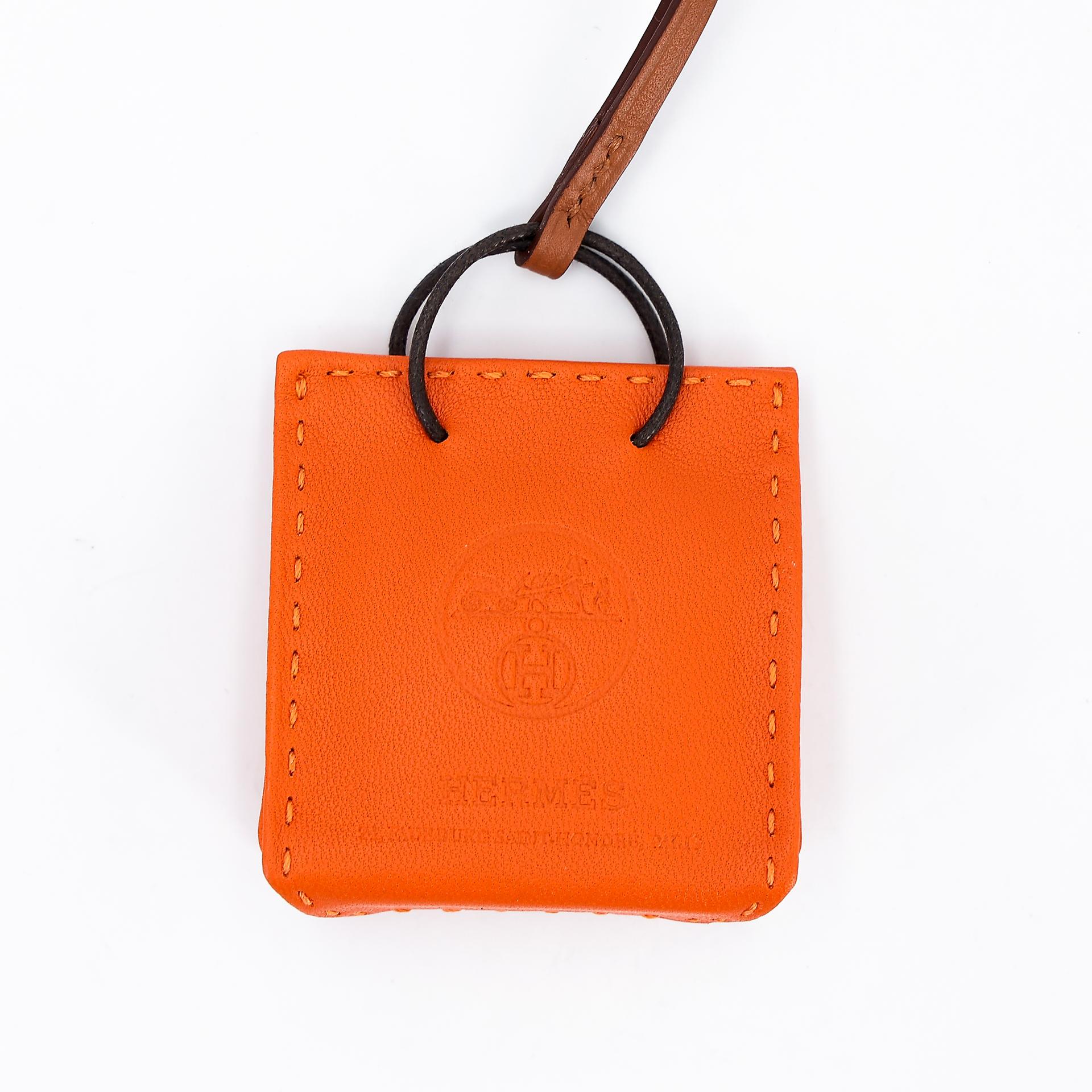 Brand New ( Rank N ) HERMÈS Sac Orange Bag charm Orange (93) Agneau - 2