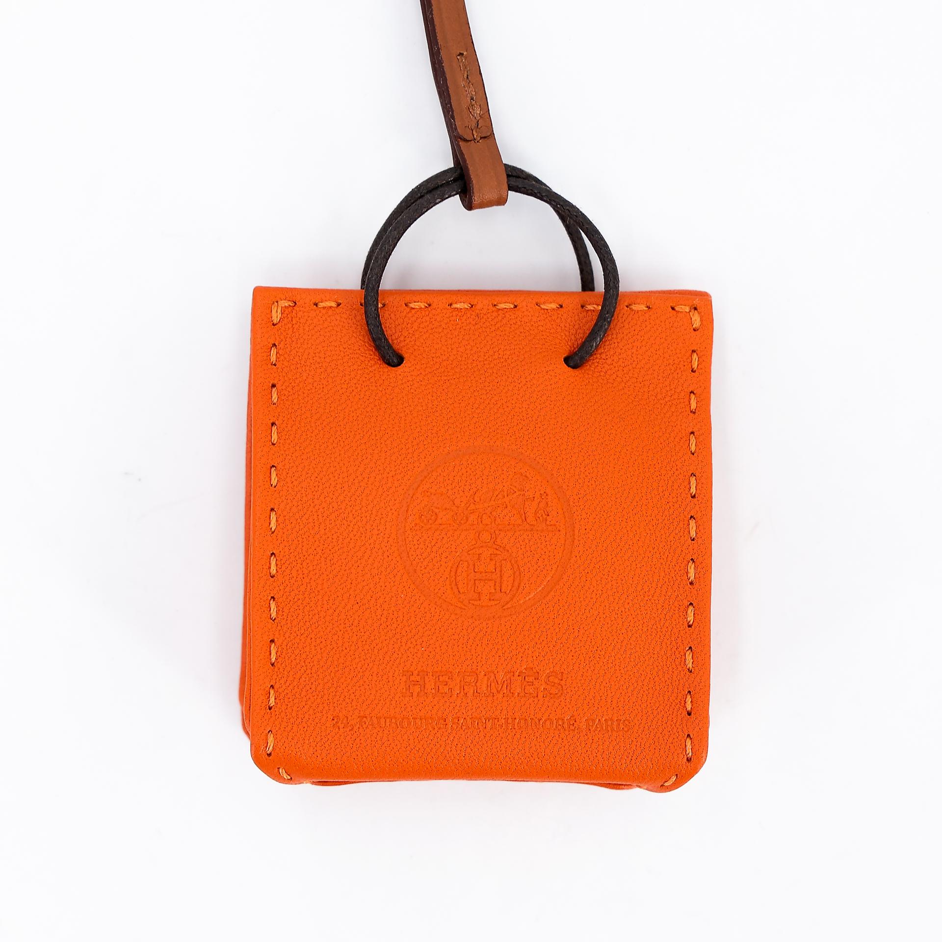 Brand New ( Rank N ) HERMÈS Sac Orange Bag charm Orange (93) Agneau - 5