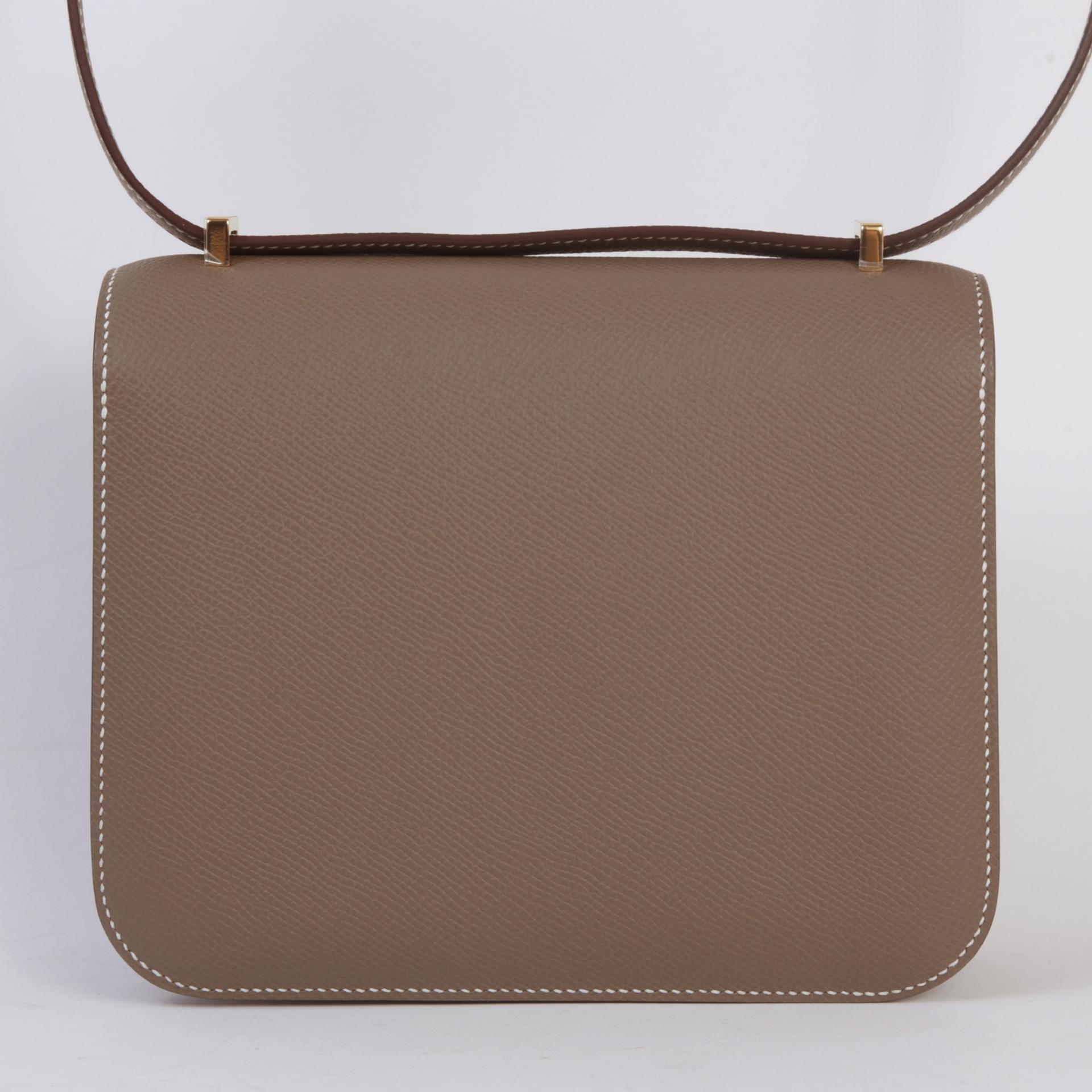 Unused ( Rank NS )  HERMÈS  Constance Mini Etoupe (18) Epsom Gold hardware B (2023) - 2