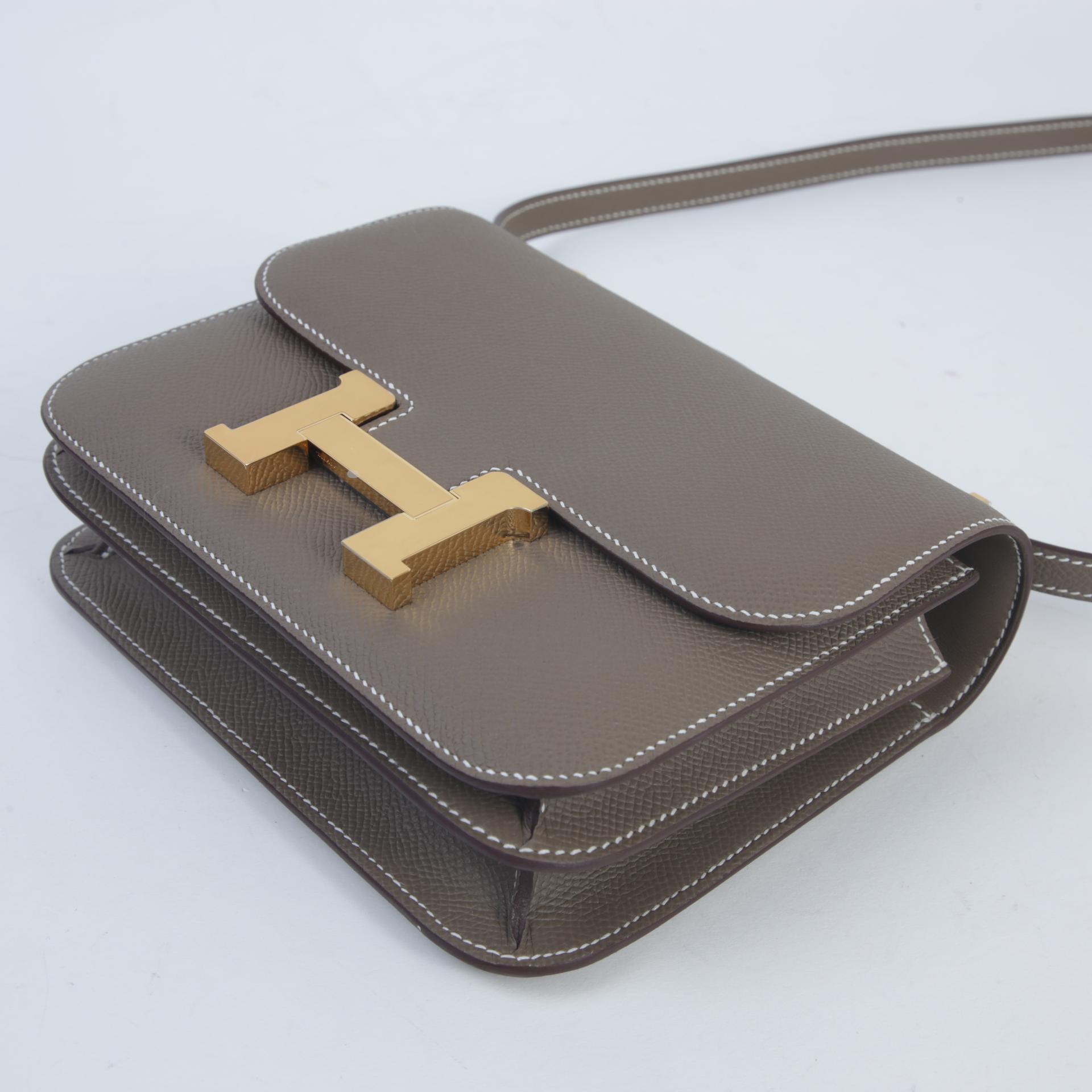 Unused ( Rank NS )  HERMÈS  Constance Mini Etoupe (18) Epsom Gold hardware B (2023) - 5