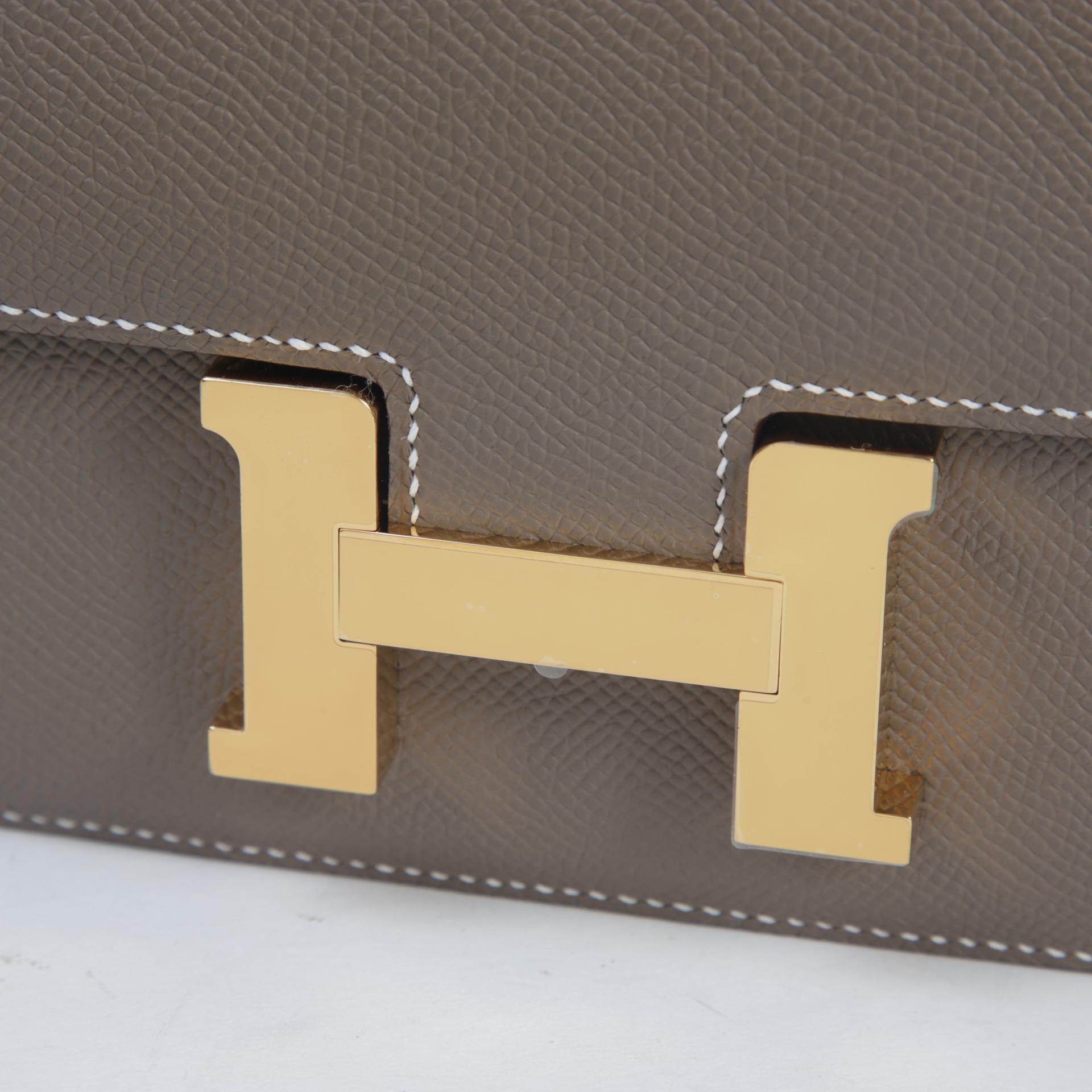 Unused ( Rank NS )  HERMÈS  Constance Mini Etoupe (18) Epsom Gold hardware B (2023) - 8