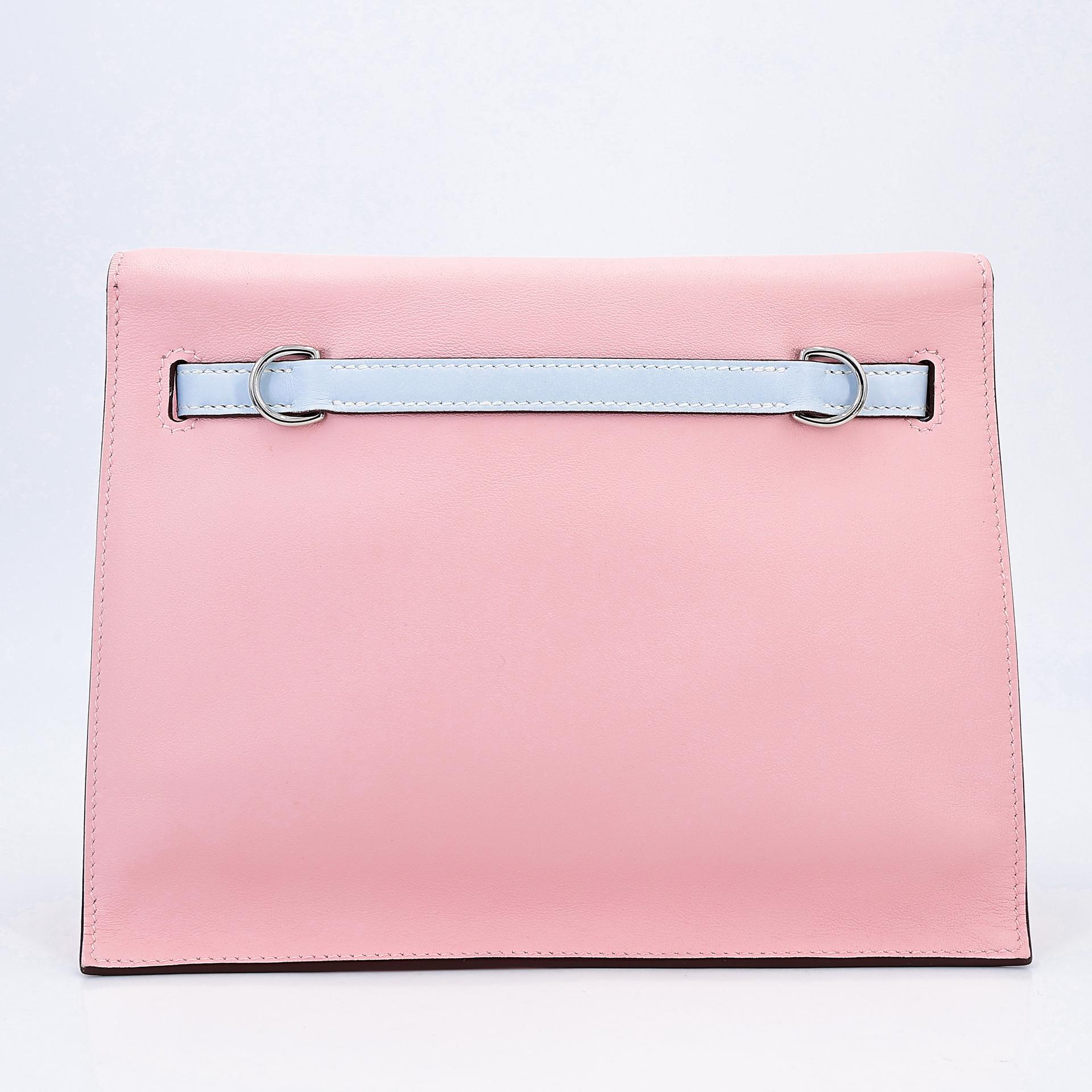 Excellent ( Rank SA ) HERMÈS Special Order Kelly Danse HSS Bleu Brume (T0) Rose Sakura (3Q) Swift Palladium hardware B (2023) - 2
