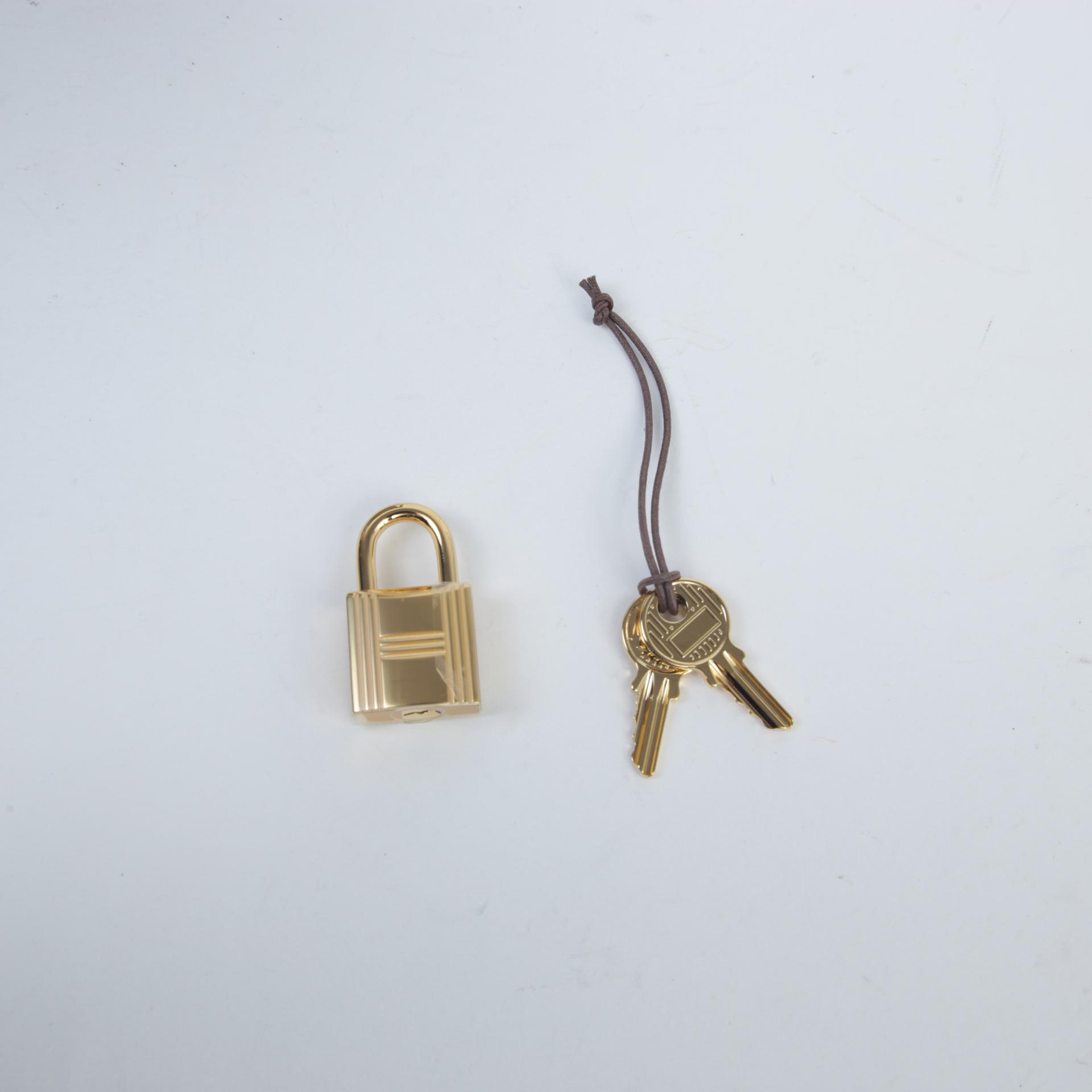 Brand New ( Rank N )  HERMÈS  Picotin Lock MM Trench (S2) Clemence Gold hardware K (2025) - 12