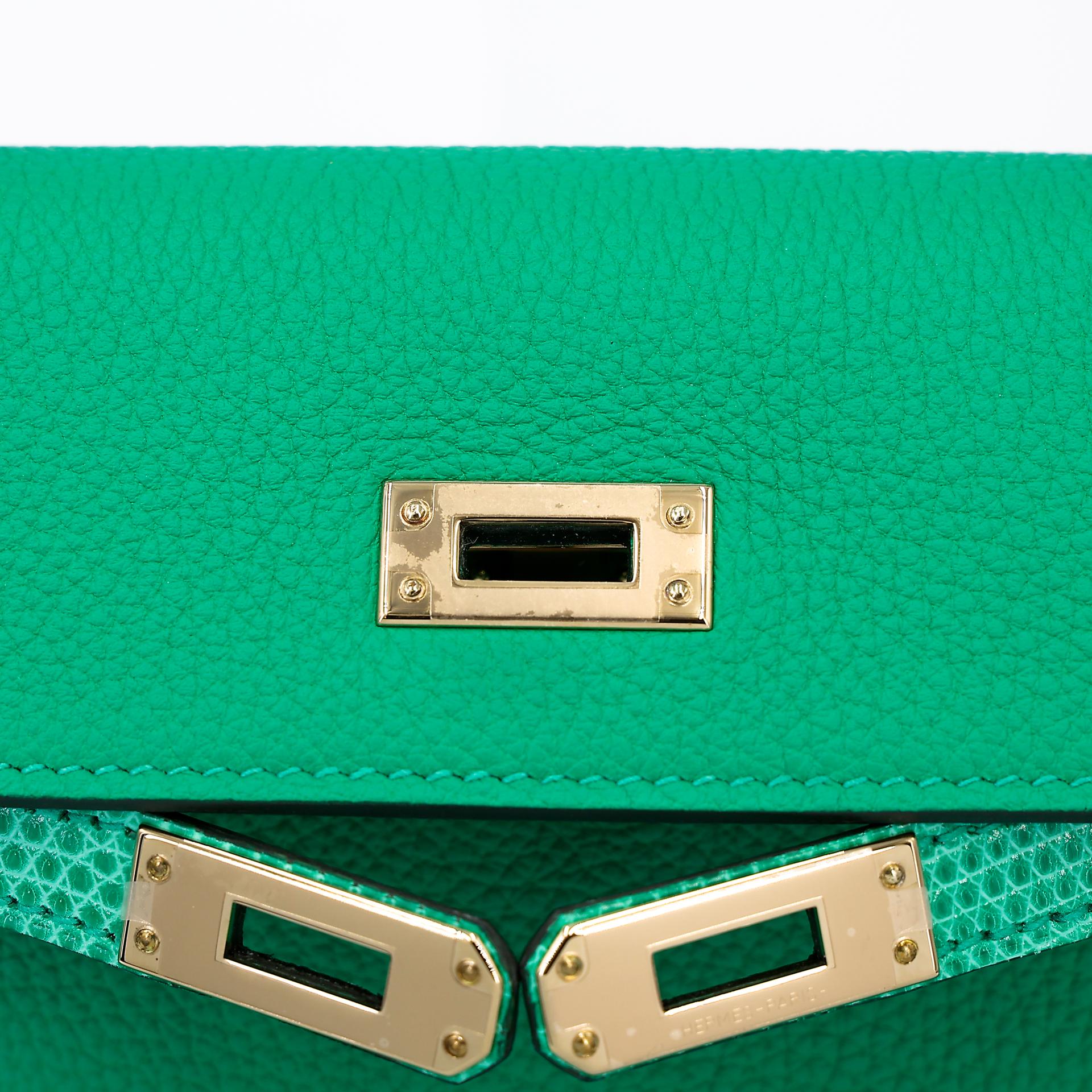 Brand New ( Rank N ) HERMÈS Kelly 25 Touch Menthe (6W) Togo Lizard Permabrass hardware Z (2021) - 9