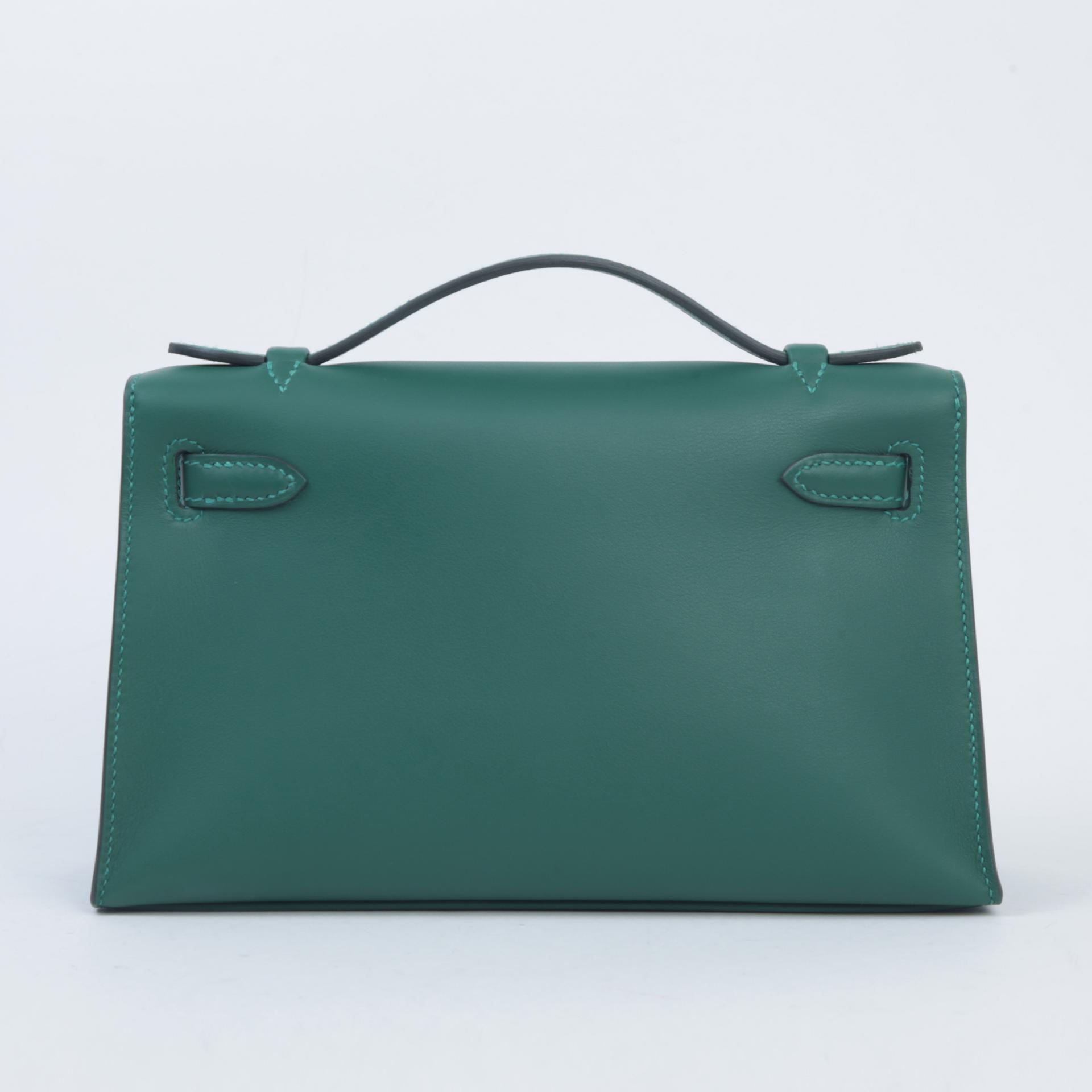 Brand New ( Rank N )  HERMÈS  Kelly Pochette Vert Moyen (65) Swift Gold hardware W (2024) - 2
