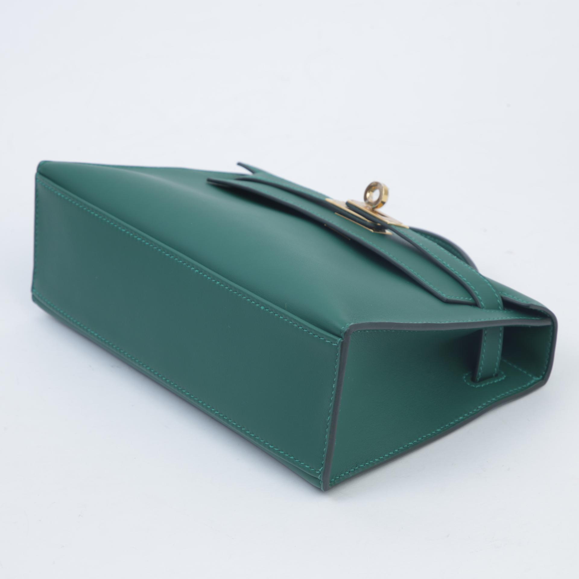 Brand New ( Rank N )  HERMÈS  Kelly Pochette Vert Moyen (65) Swift Gold hardware W (2024) - 5