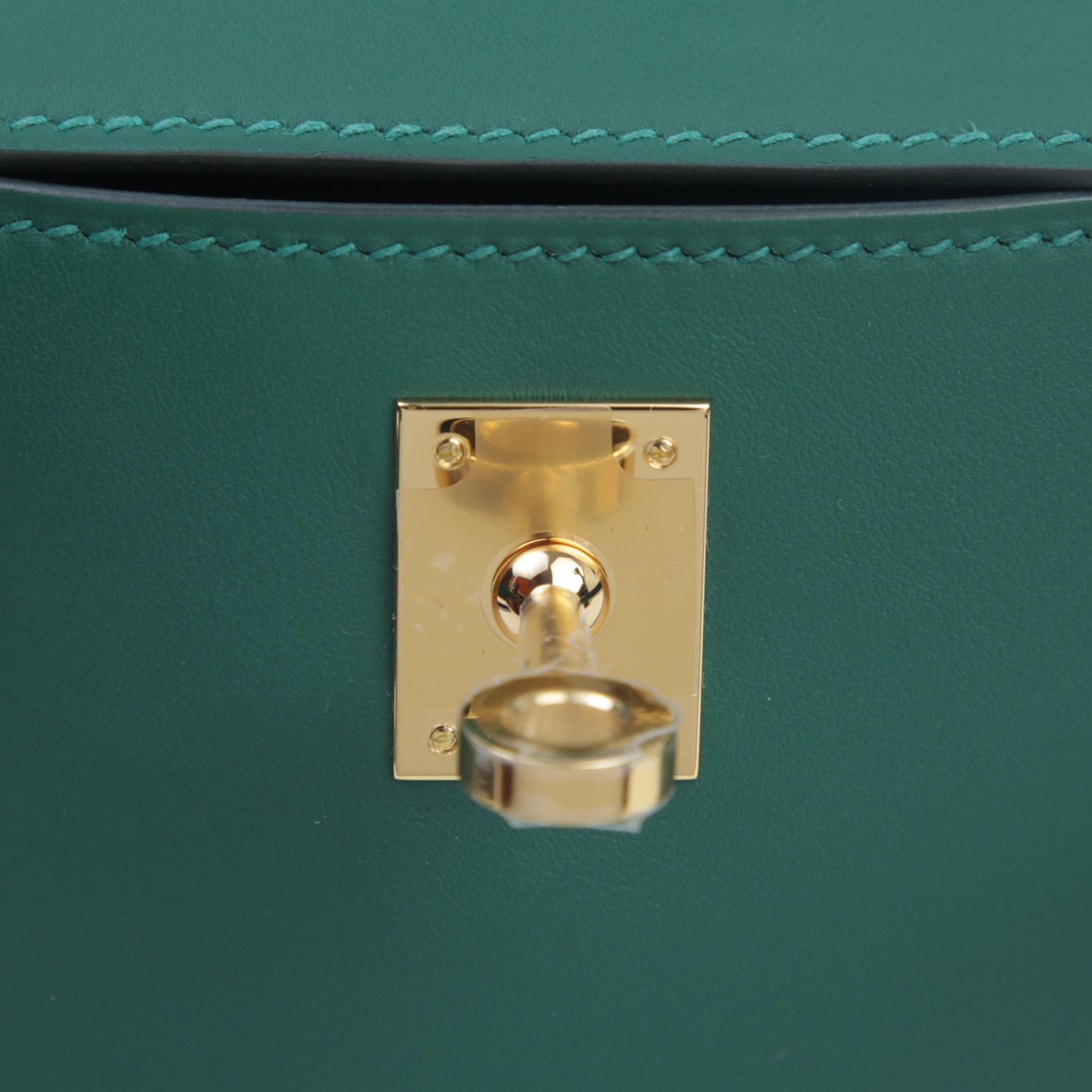 Brand New ( Rank N )  HERMÈS  Kelly Pochette Vert Moyen (65) Swift Gold hardware W (2024) - 9