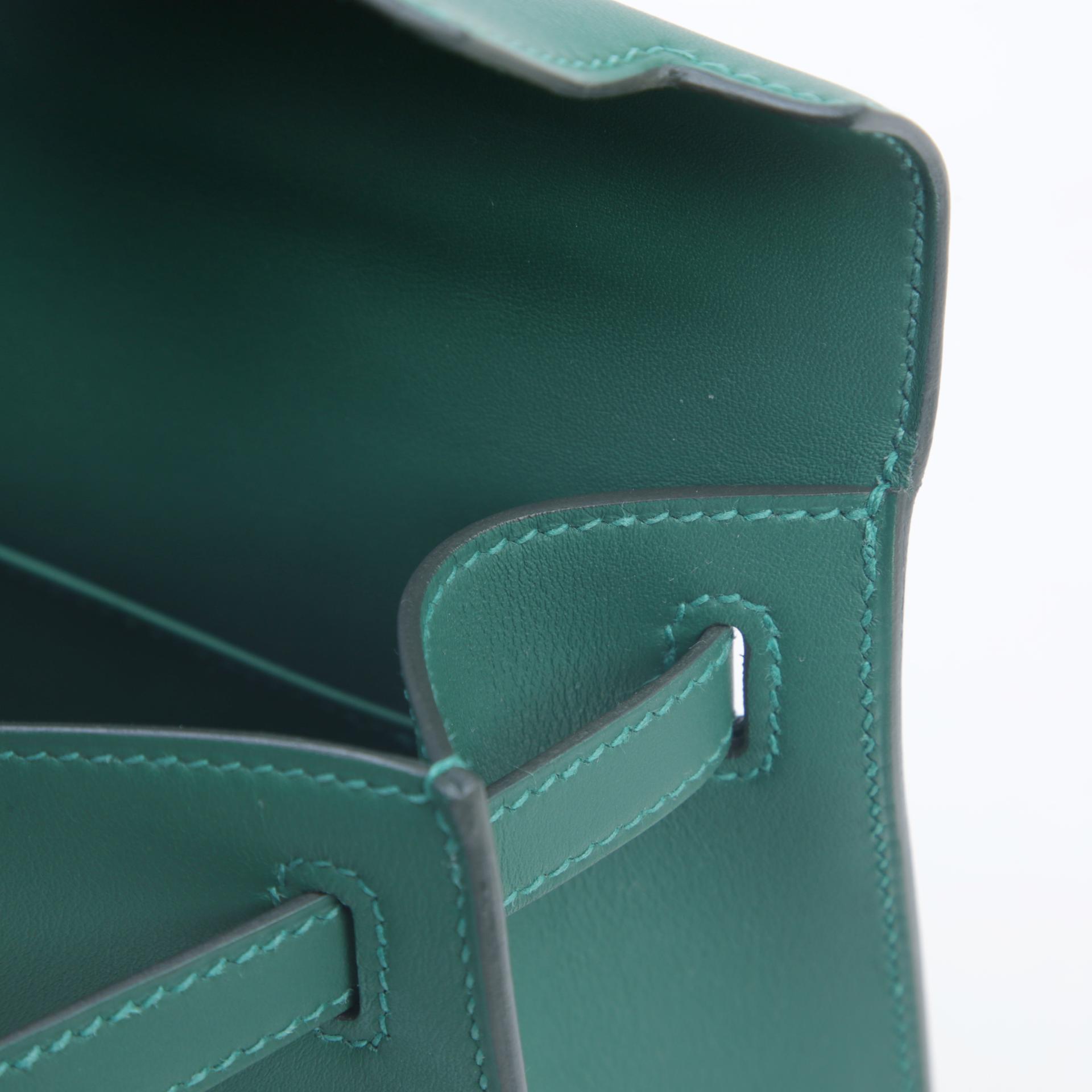 Brand New ( Rank N )  HERMÈS  Kelly Pochette Vert Moyen (65) Swift Gold hardware W (2024) - 12