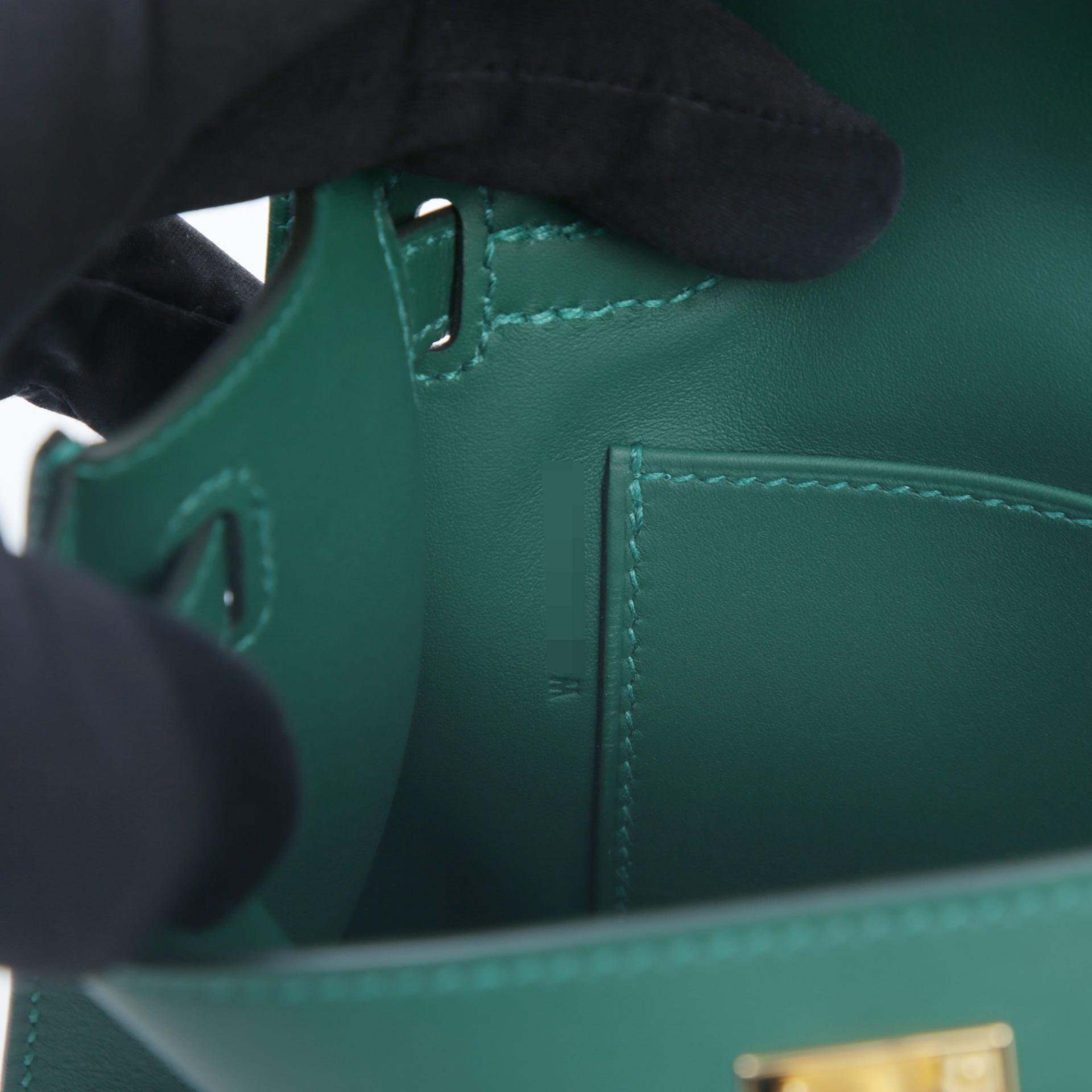 Brand New ( Rank N )  HERMÈS  Kelly Pochette Vert Moyen (65) Swift Gold hardware W (2024) - 14