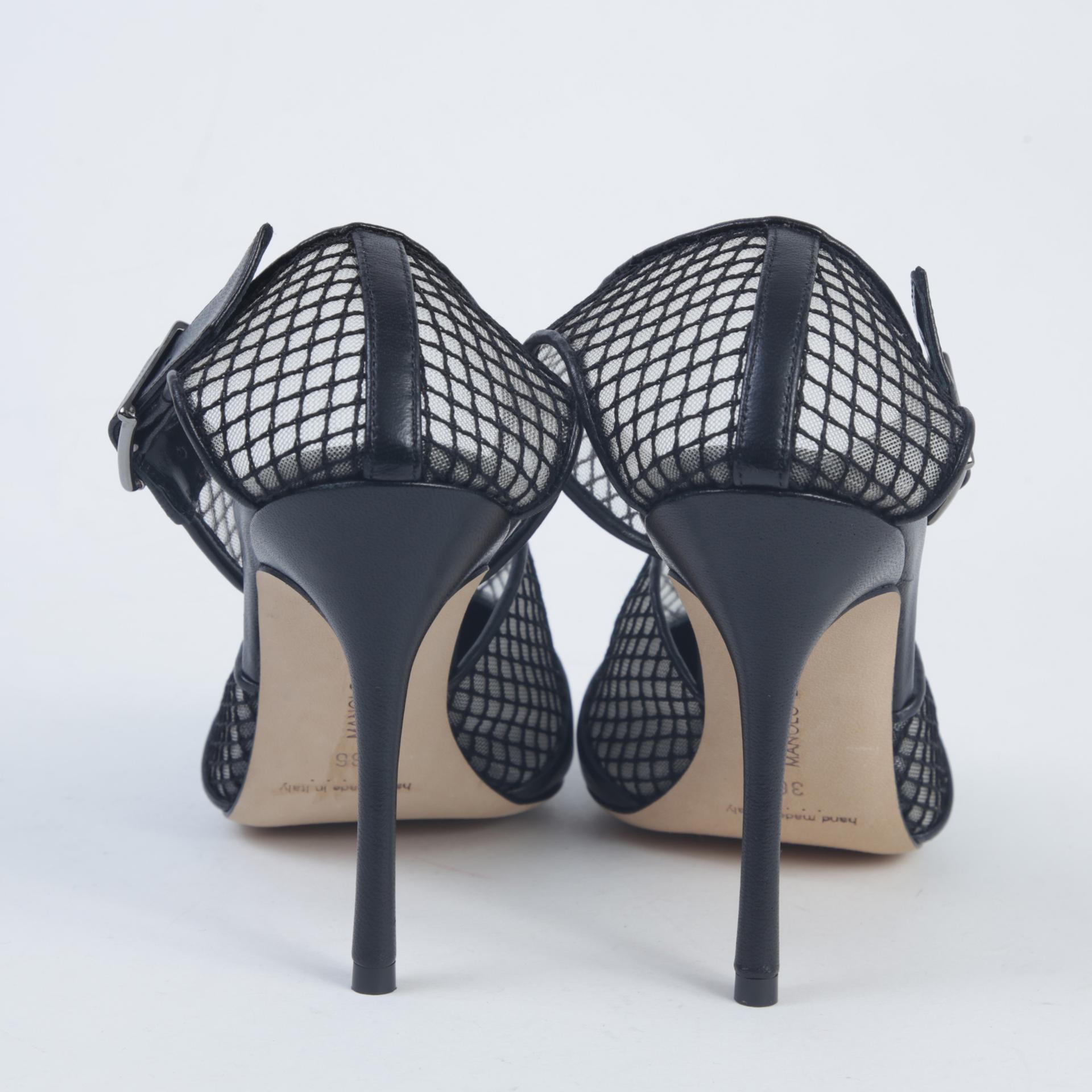 Manolo Blahnik Jatelah Nappa Pumps Black