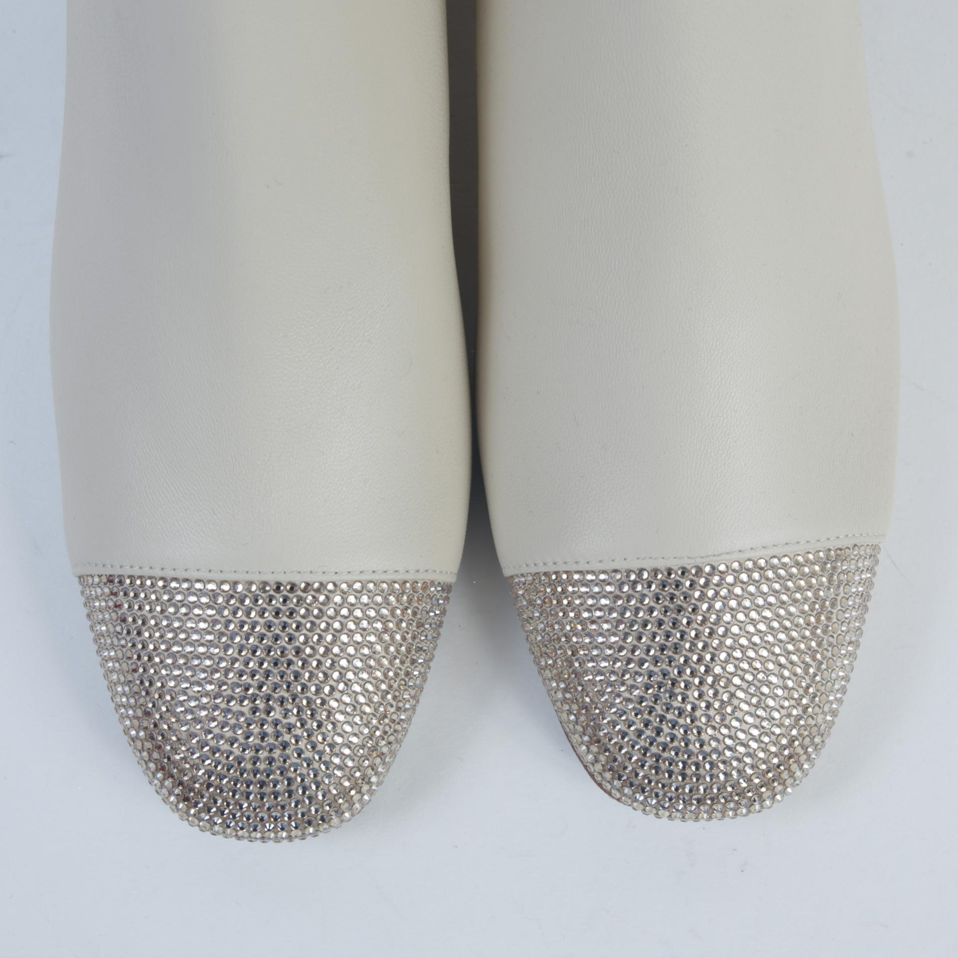 Unused ( Rank NS )René Caovilla Jeweled Bonnie White - 6