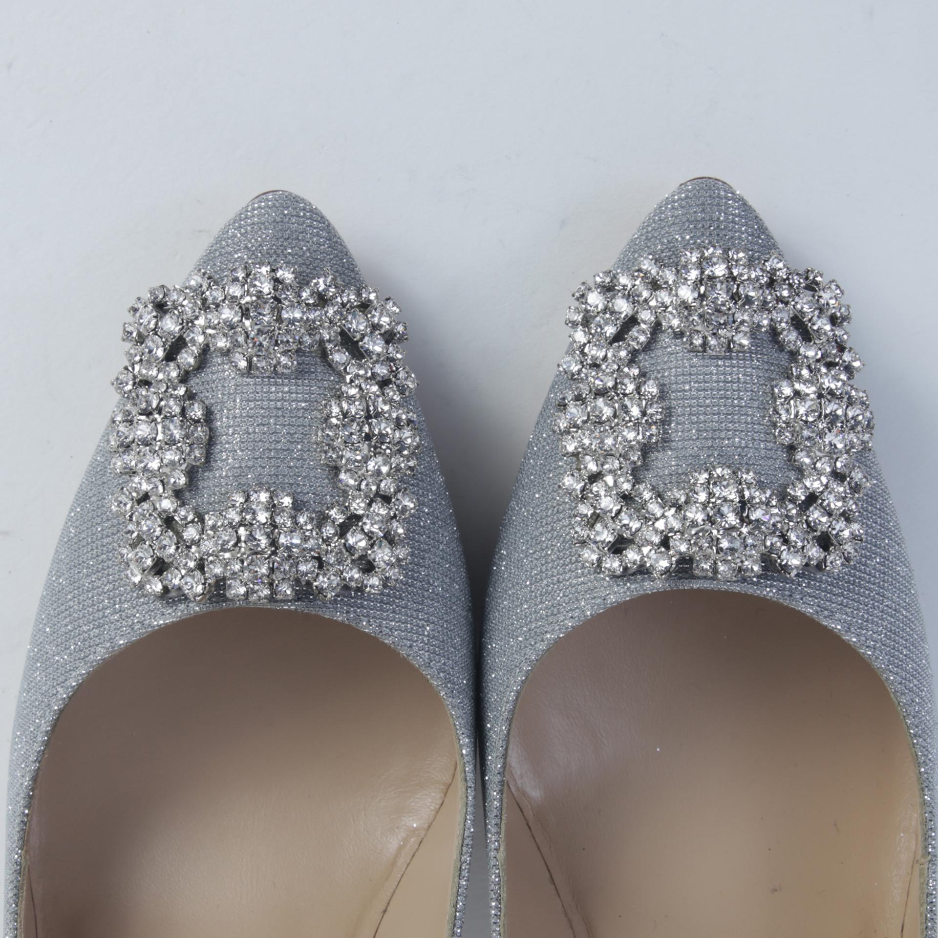 Unused ( Rank NS )MANOLO BLAHNIK Hangisi - 6