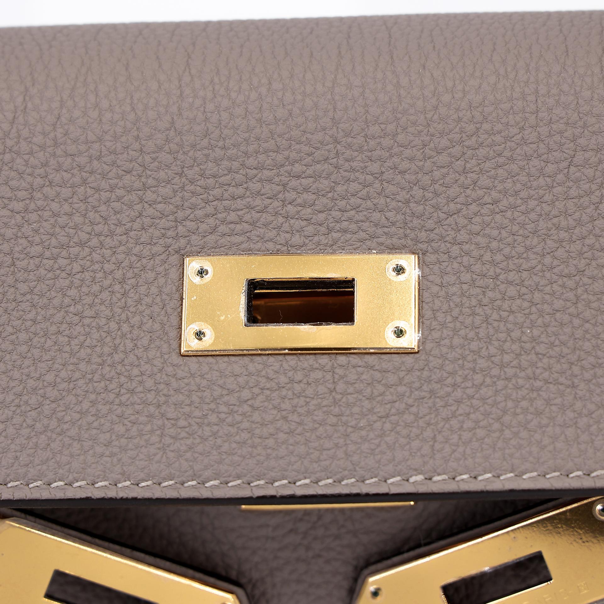 Excellent ( Rank SA )  HERMÈS  Kelly 28 Gris Asphalte (M8) Togo Gold hardware A (2017) - 11