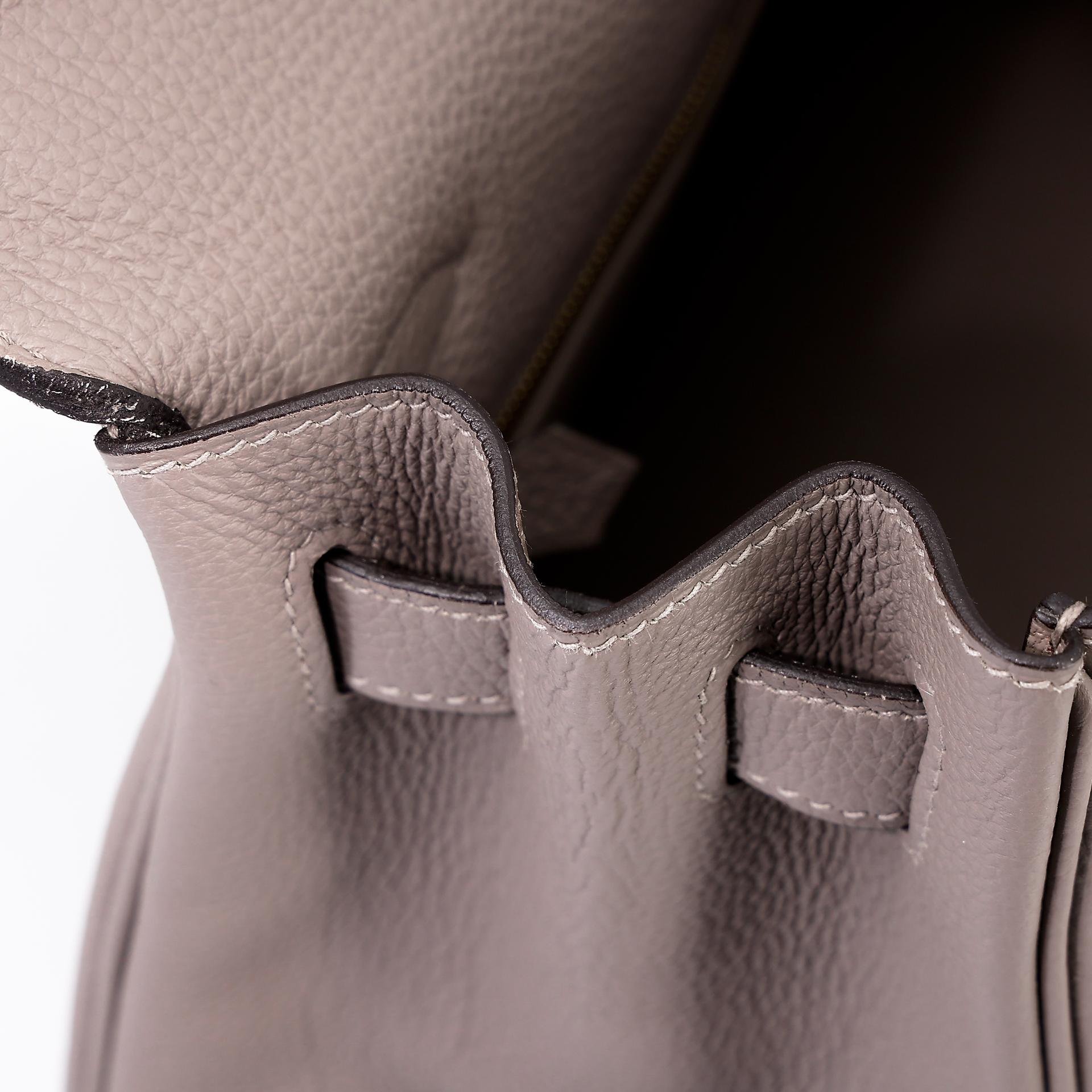 Excellent ( Rank SA )  HERMÈS  Kelly 28 Gris Asphalte (M8) Togo Gold hardware A (2017) - 16