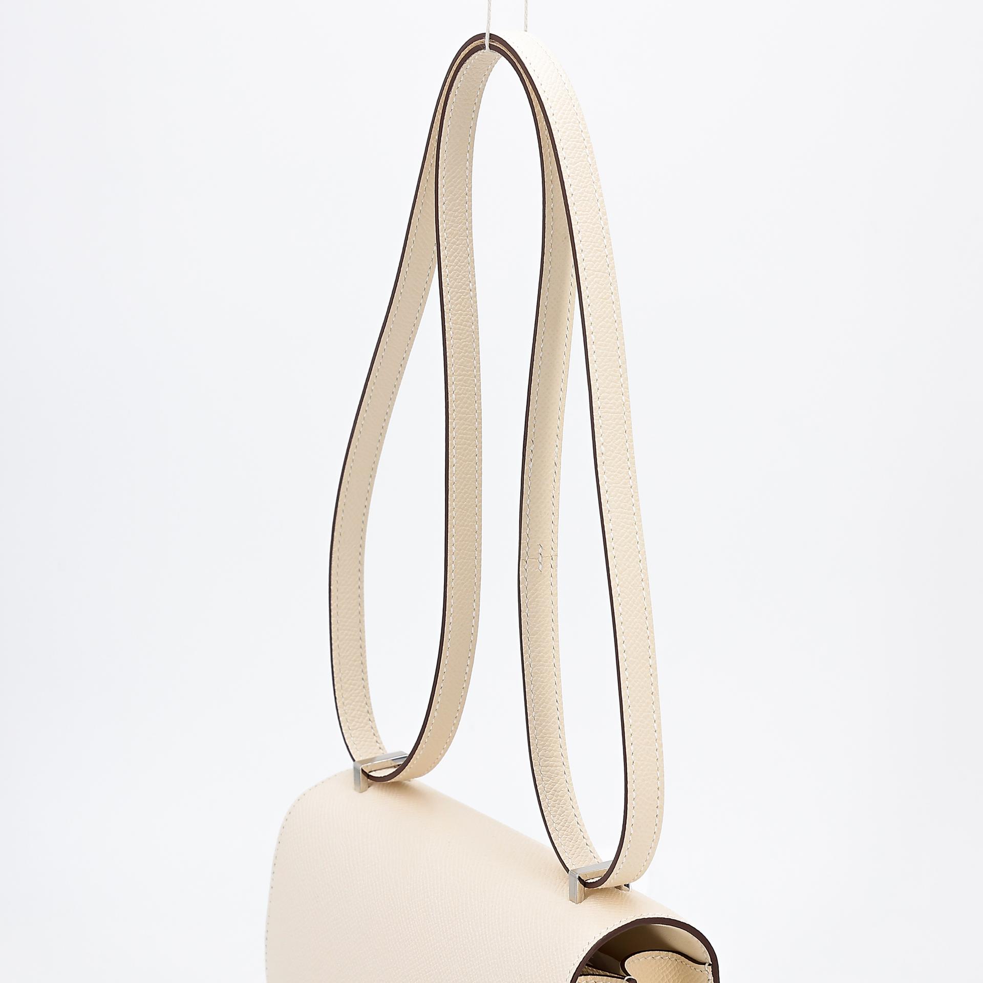 未使用保存品  HERMÈS 爱马仕  Constance 康康 Mini 19 I2 奶油白 Nata Epsom牛皮 珐琅扣 B刻 2023年 - 3