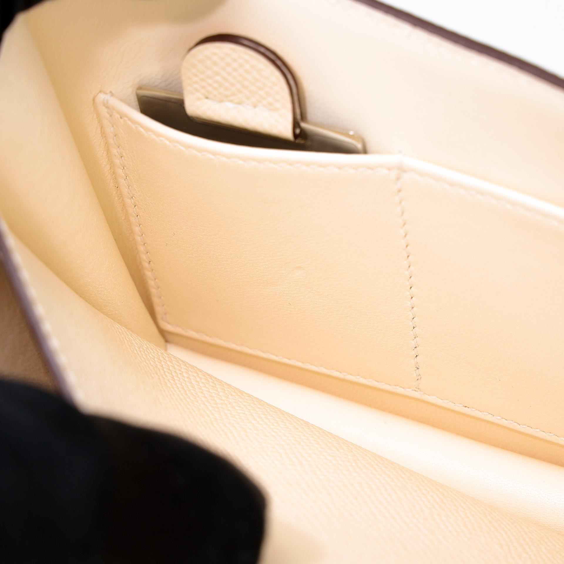 未使用保存品  HERMÈS 爱马仕  Constance 康康 Mini 19 I2 奶油白 Nata Epsom牛皮 珐琅扣 B刻 2023年 - 20