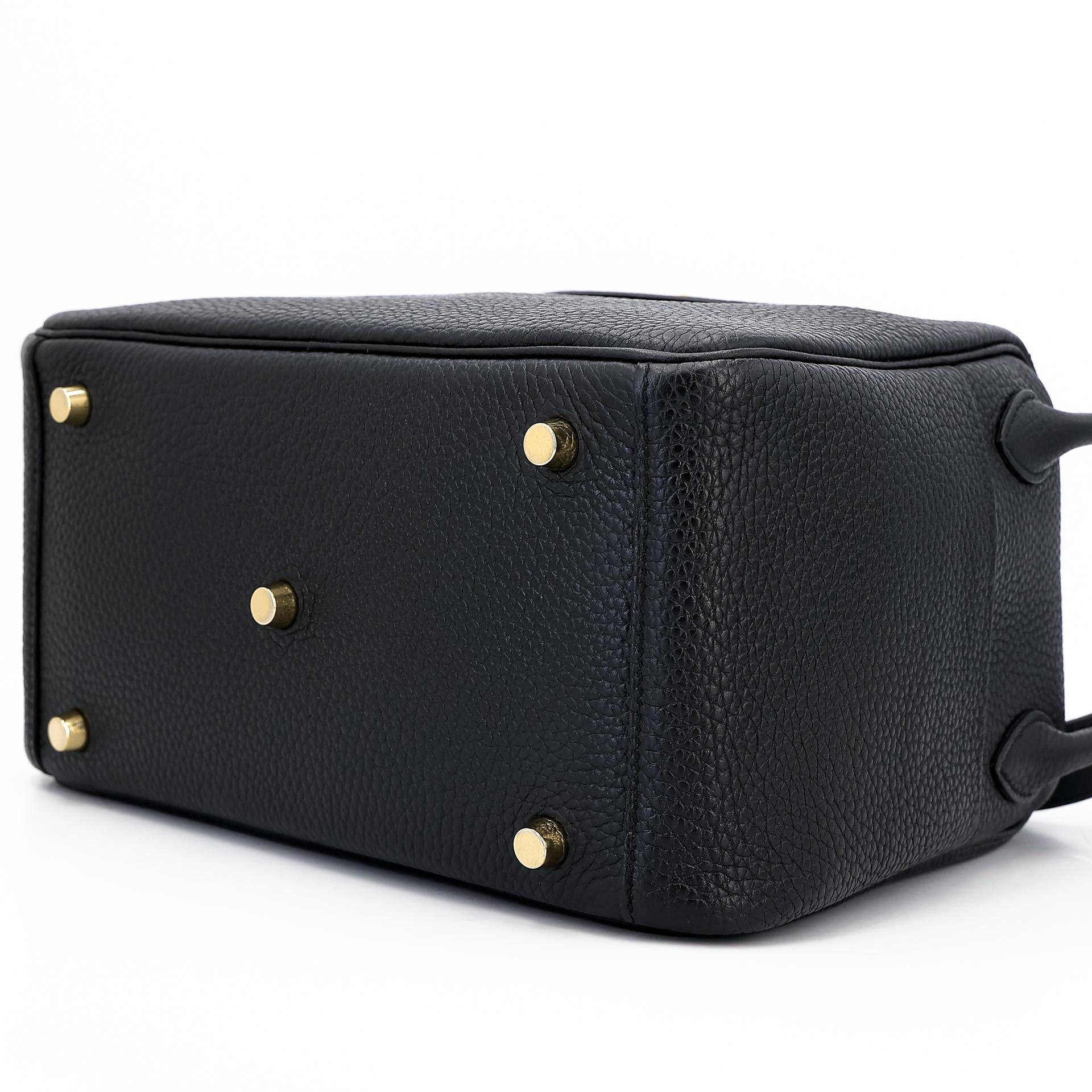 A美品 HERMÈS 愛馬仕 Lindy 26 89 黑色 Noir Clemence小牛皮 金扣 X刻 2016年 - 4