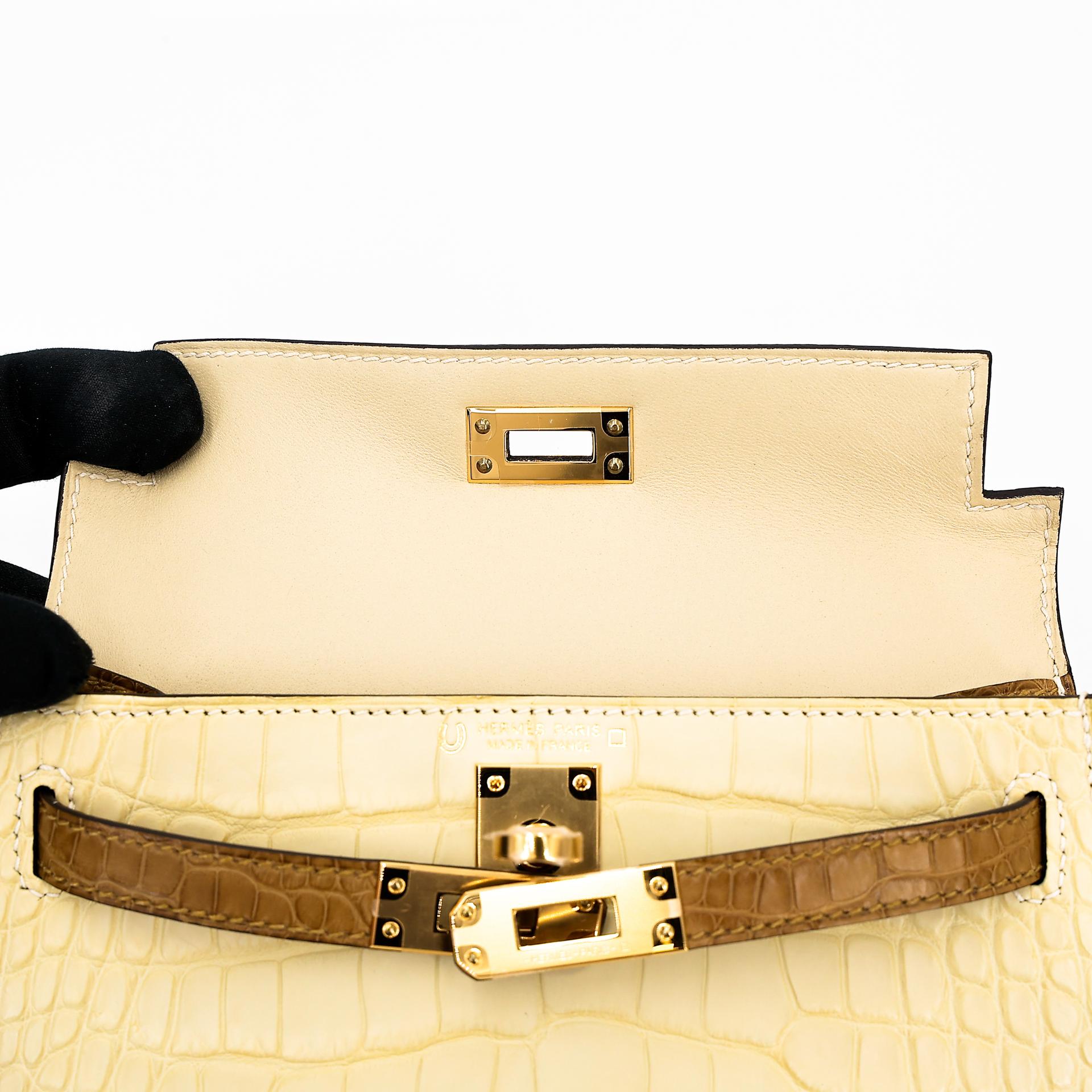 未使用保存品 HERMÈS 愛馬仕 馬蹄印定制 Mini Kelly 二代 2H 大地色 Kraft Y1 香草色 Vanille □ 短吻鱷 霧面 金扣 U刻 2022年 - 12
