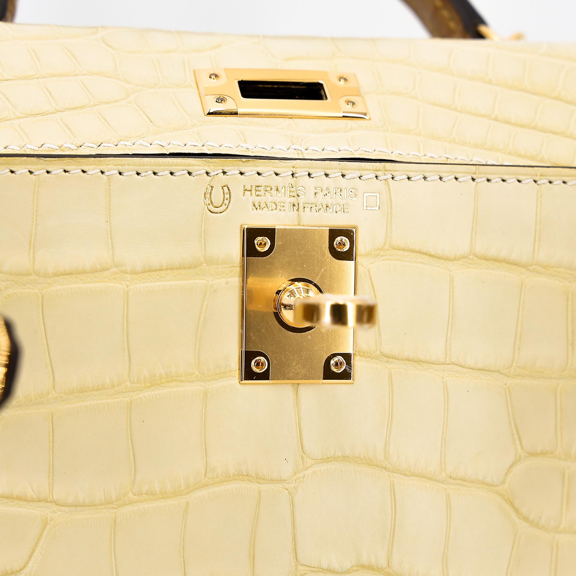 未使用保存品 HERMÈS 愛馬仕 馬蹄印定制 Mini Kelly 二代 2H 大地色 Kraft Y1 香草色 Vanille □ 短吻鱷 霧面 金扣 U刻 2022年 - 13