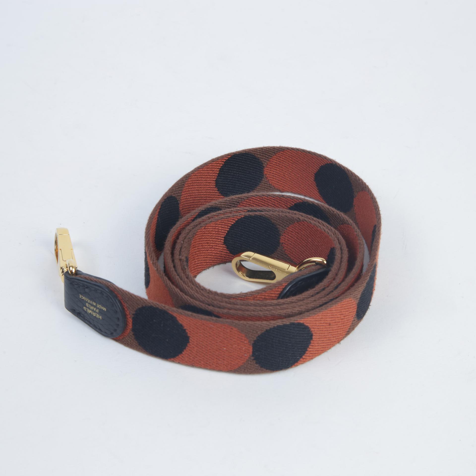 Very Good ( Rank A) HERMÈS Mini Evelyne 16 Amazone 112cm Black (89) Clemence Gold hardware Z (2021) - 11