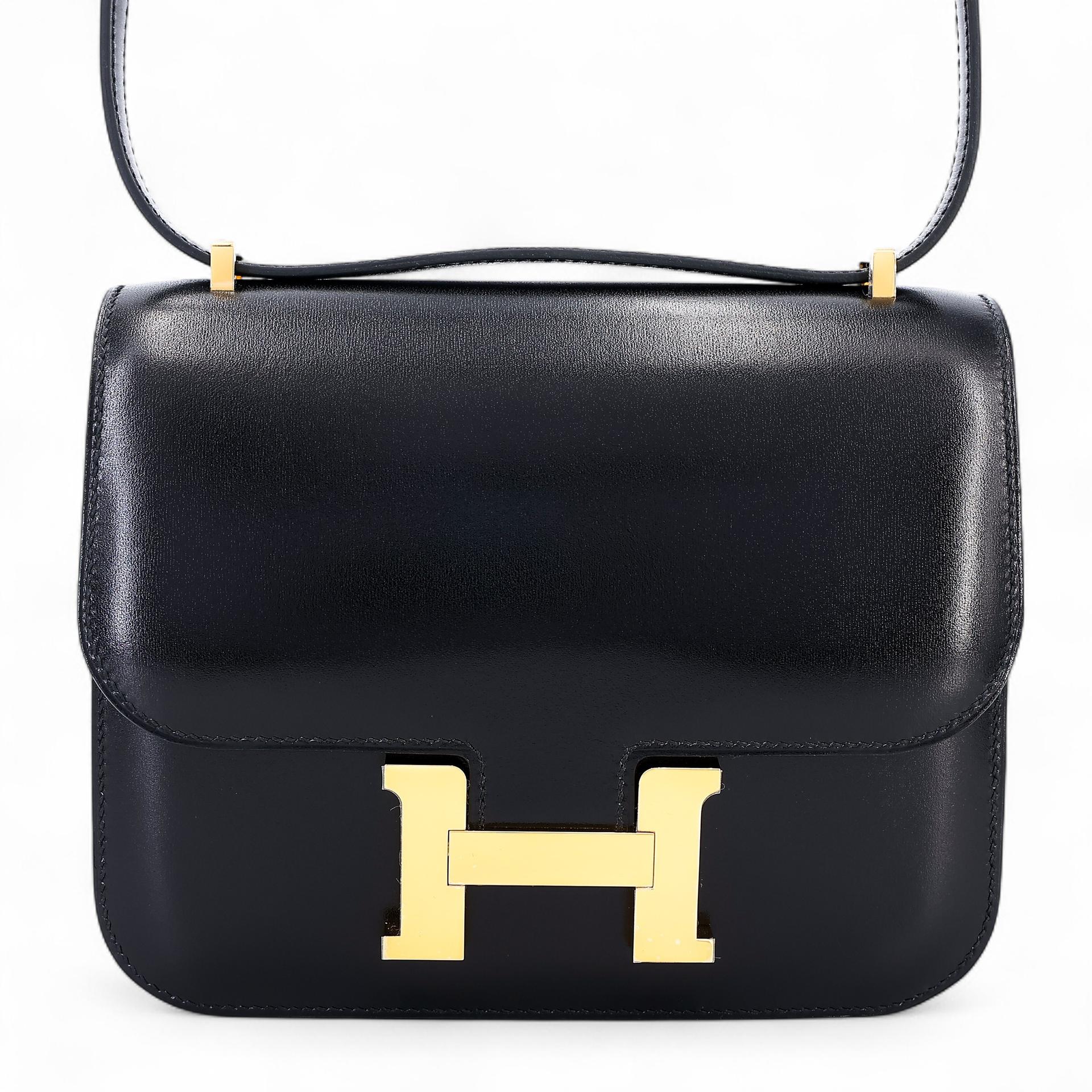Constance Mini Noir (89)