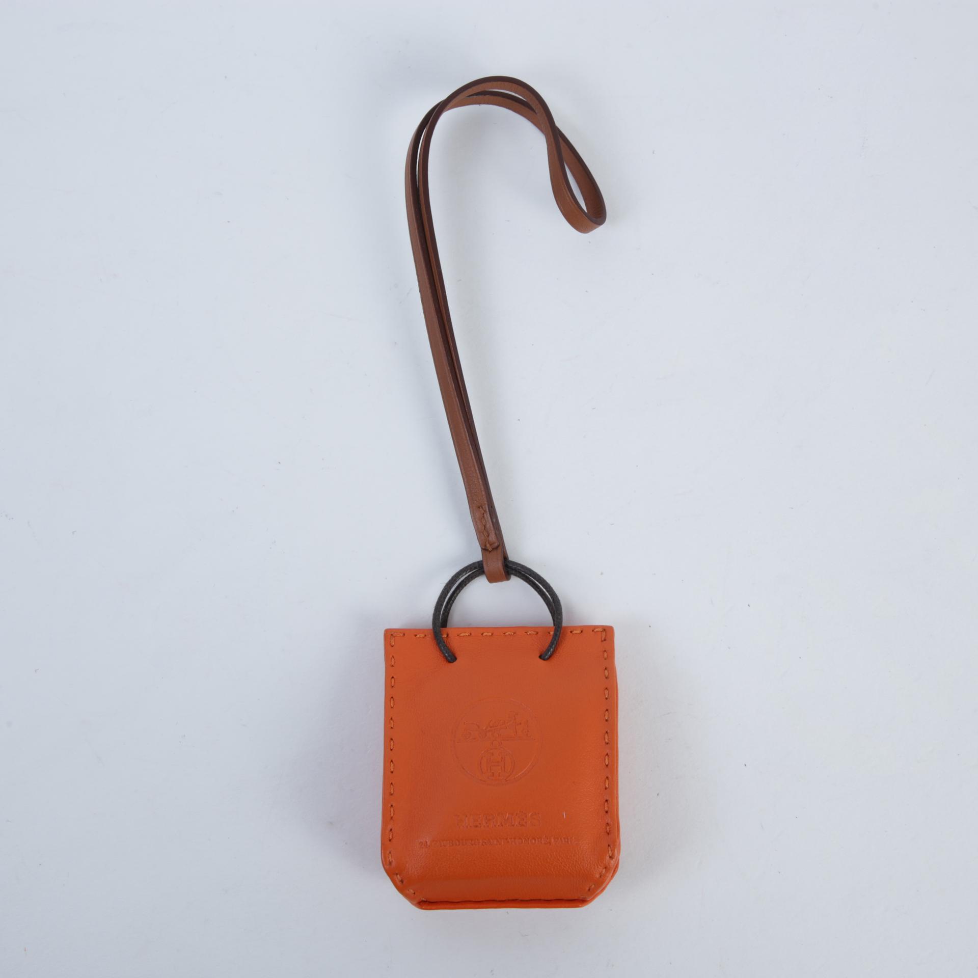 Very Good ( Rank A) HERMÈS Sac Orange Bag charm Orange Agneau D (2019) - 2