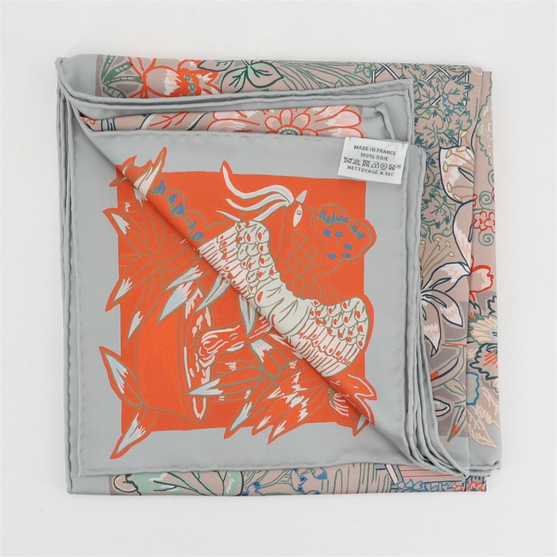 Brand New ( Rank N ) HERMÈS Carre 90 Double Face scarf Mille Feuilles de Soie Orange Gray Silk - 3