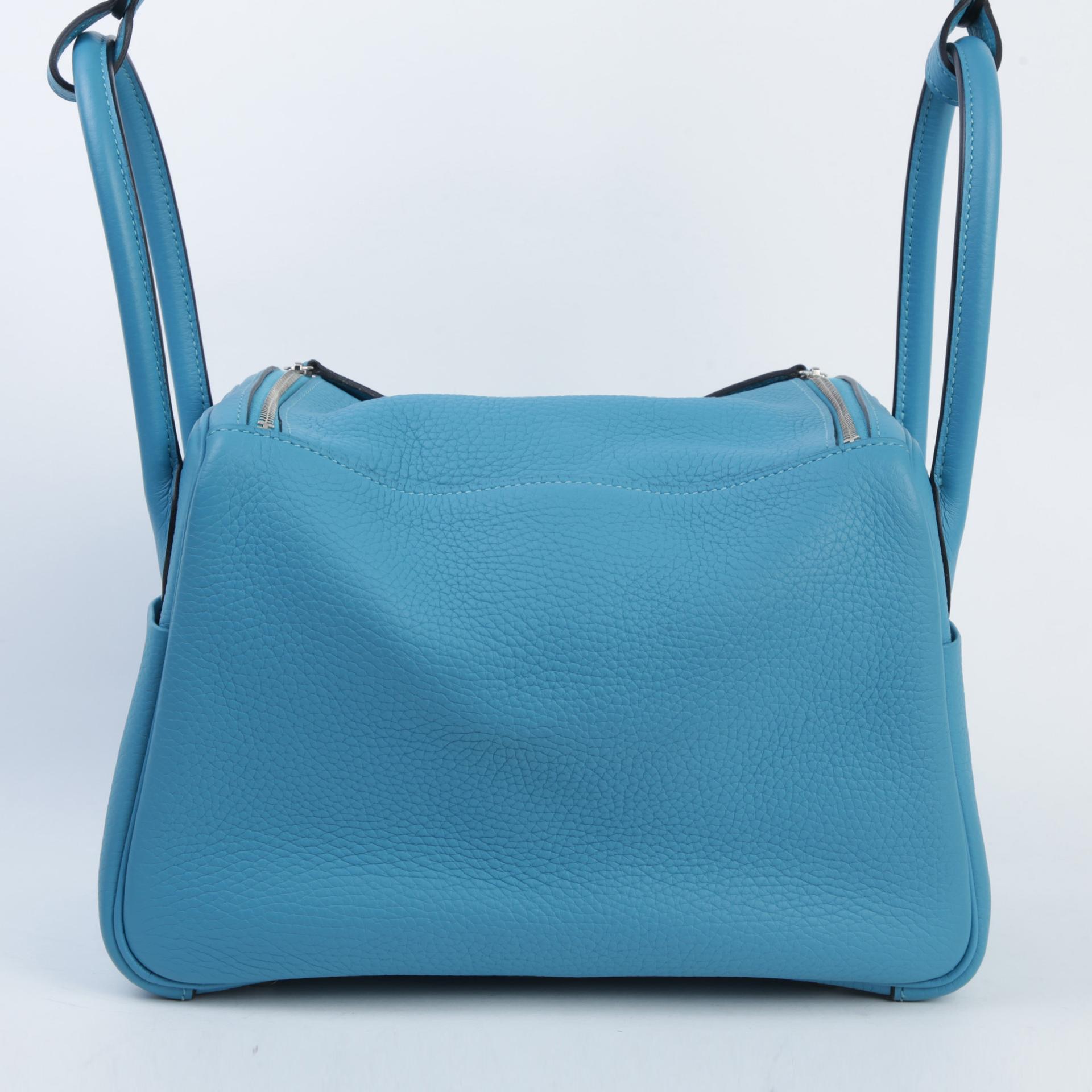 A美品  HERMÈS 愛馬仕  Lindy 26 7B 松石藍 Turquoise Clemence小牛皮 銀扣 □R刻 2014年 - 2