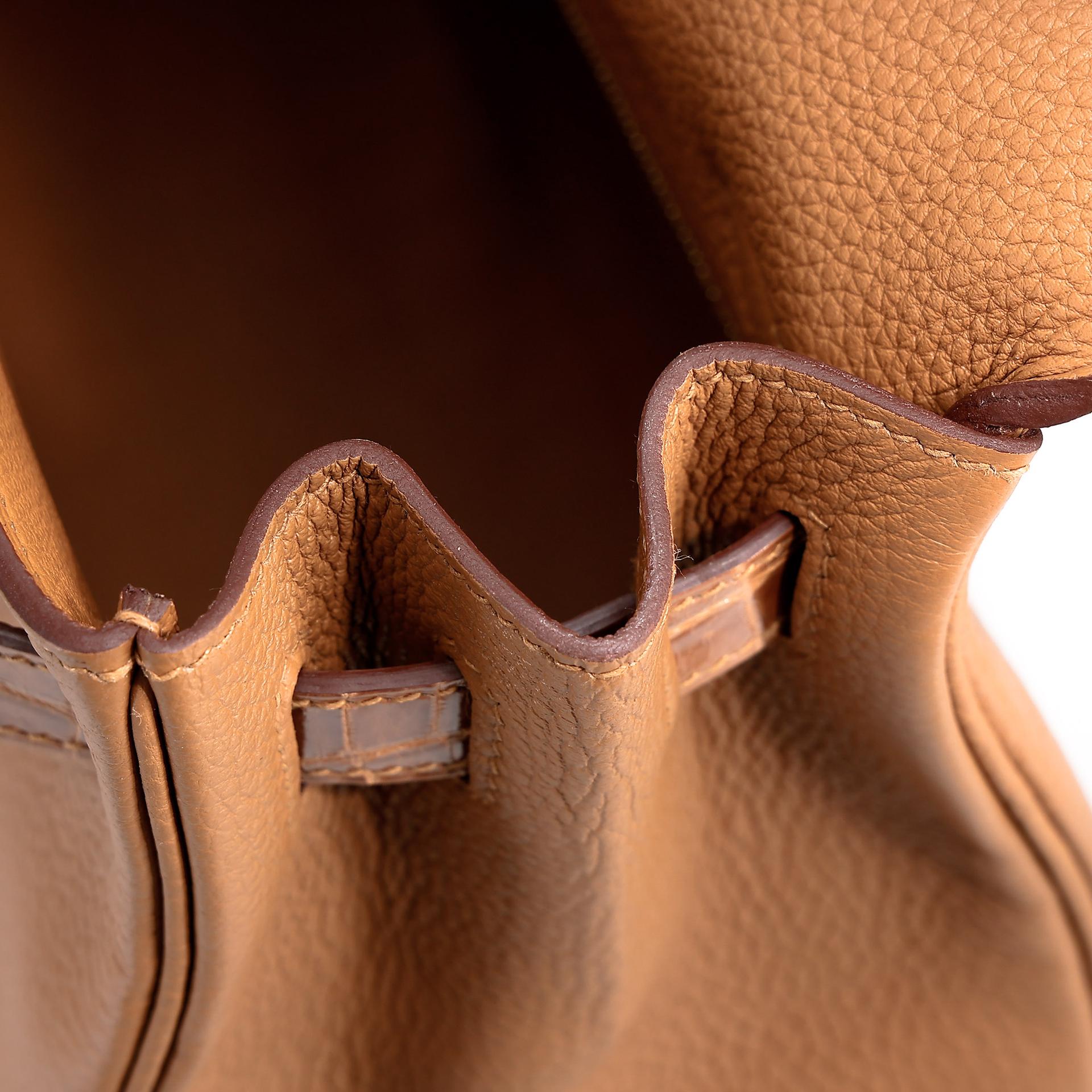 Unused ( Rank NS ) HERMÈS Kelly 28 Touch Tabac Camel (24) Togo Shiny Niloticus Crocodile Gold hardware U (2022) - 14
