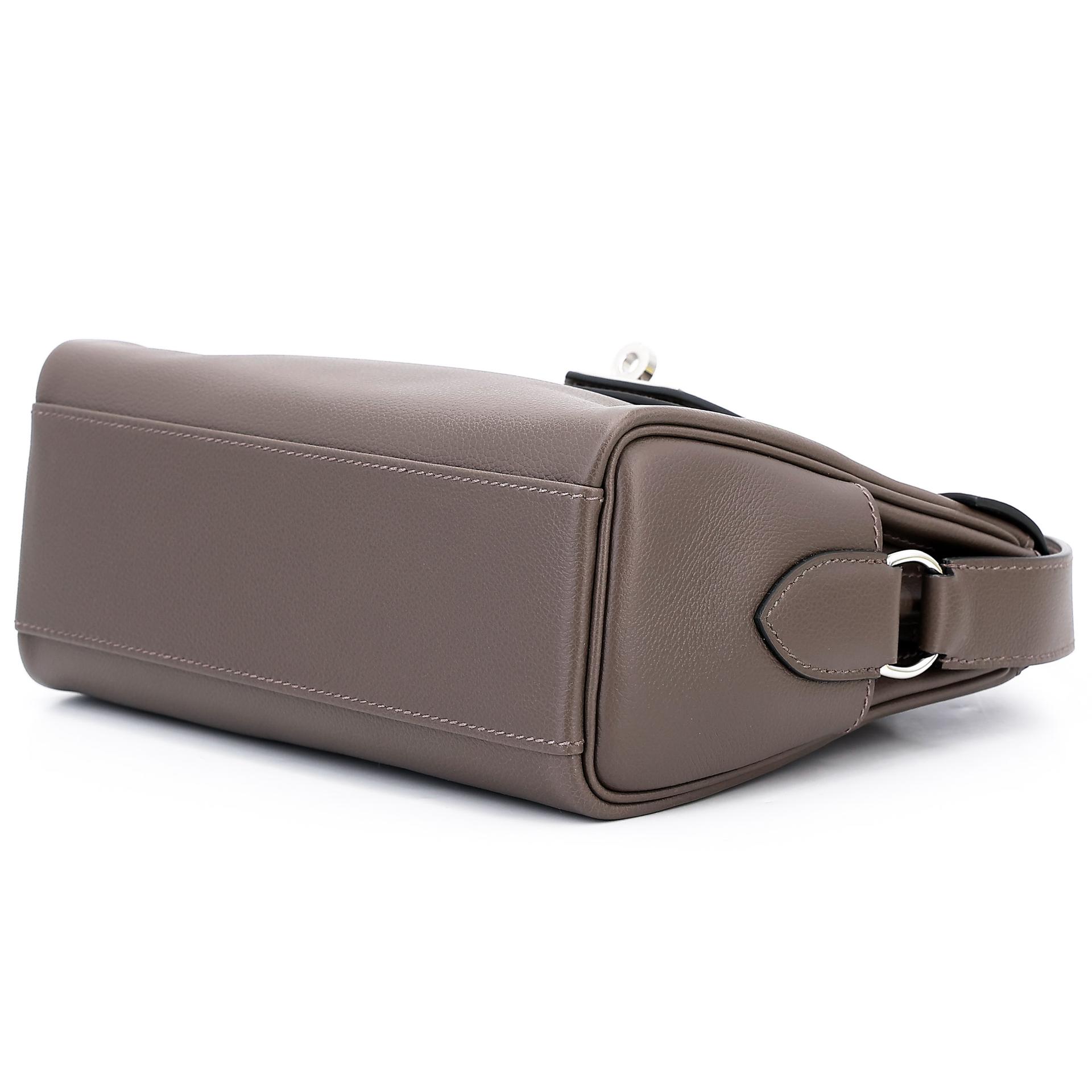未使用保存品  HERMÈS 爱马仕  Kelly Messenger PM 4C 树皮色 Ecorce Evercolor皮 银扣 W刻 2024年 - 5