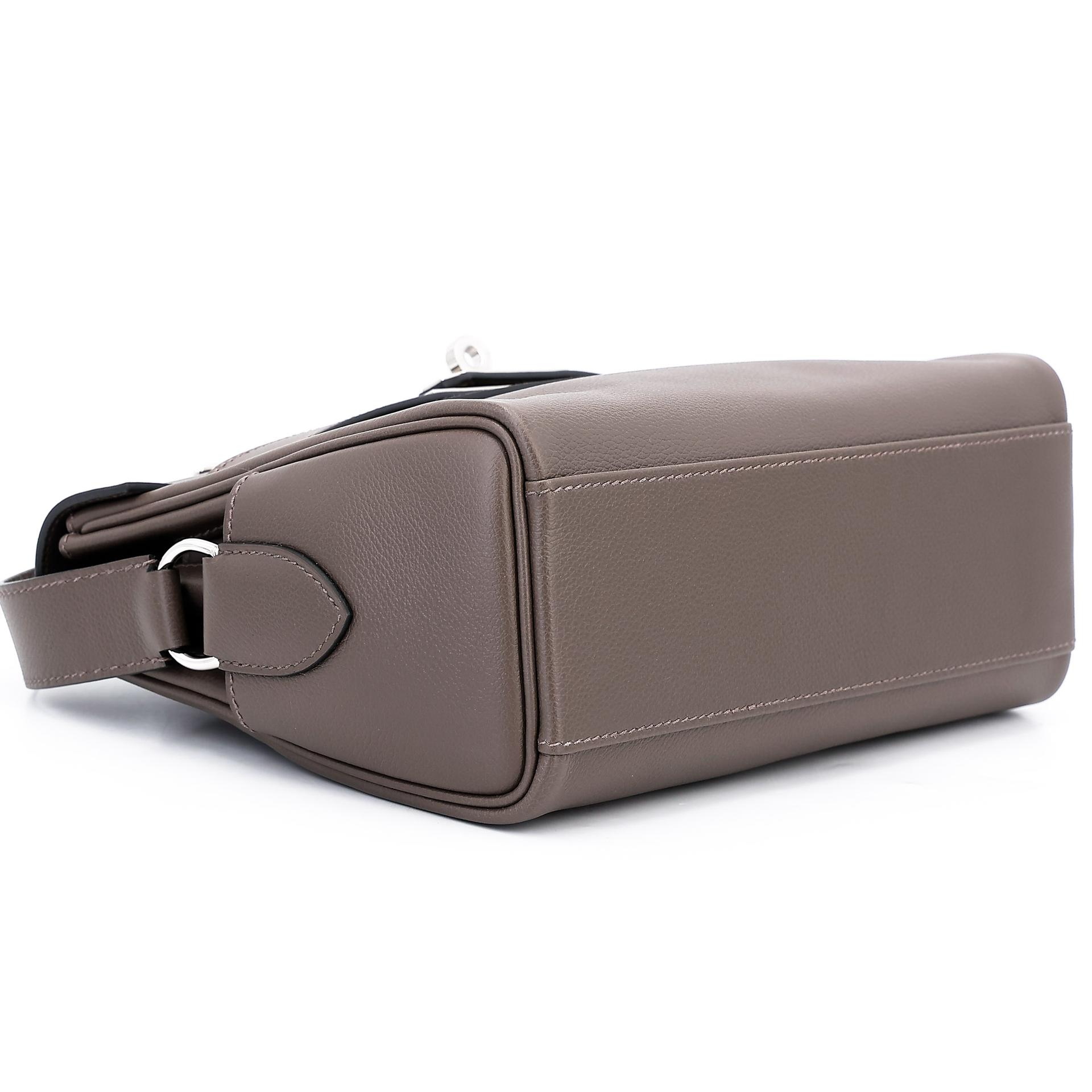 未使用保存品  HERMÈS 爱马仕  Kelly Messenger PM 4C 树皮色 Ecorce Evercolor皮 银扣 W刻 2024年 - 6