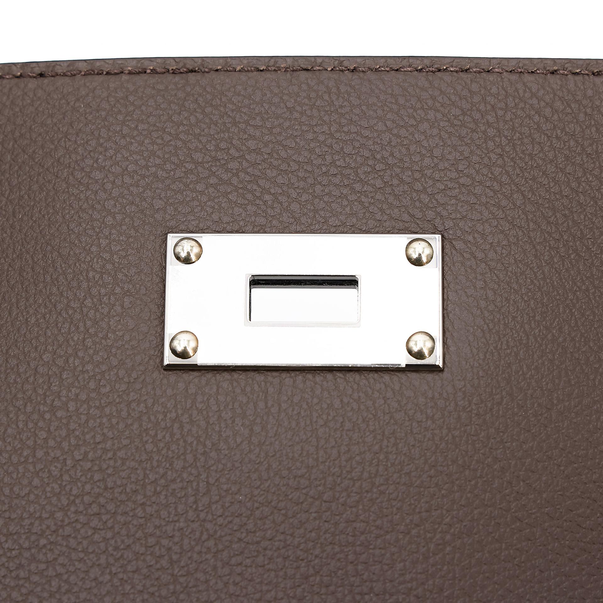 未使用保存品  HERMÈS 爱马仕  Kelly Messenger PM 4C 树皮色 Ecorce Evercolor皮 银扣 W刻 2024年 - 13