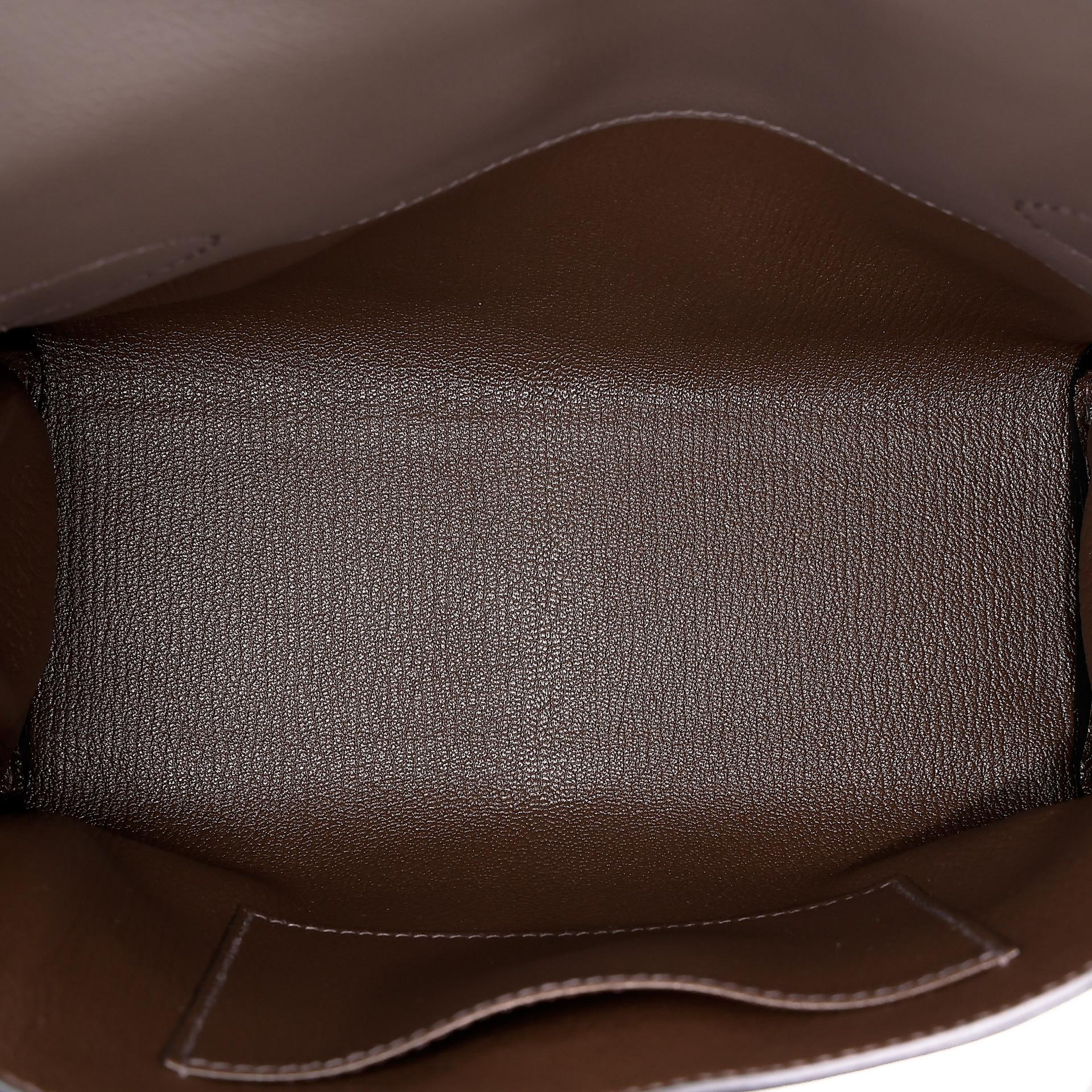 未使用保存品  HERMÈS 爱马仕  Kelly Messenger PM 4C 树皮色 Ecorce Evercolor皮 银扣 W刻 2024年 - 18