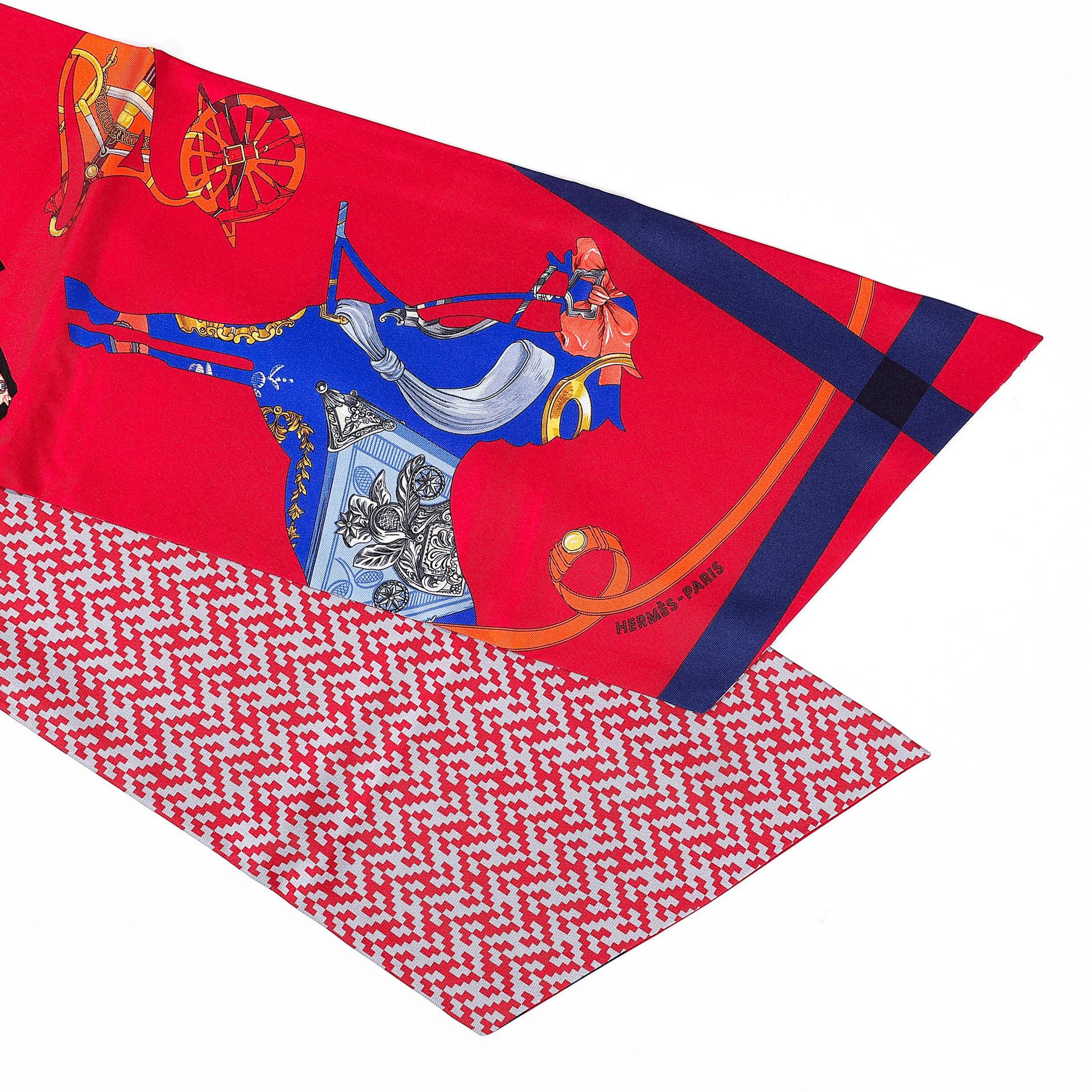 Unused ( Rank NS ) HERMÈS Maxi Twilly 220cm Red Blue Silk - 3