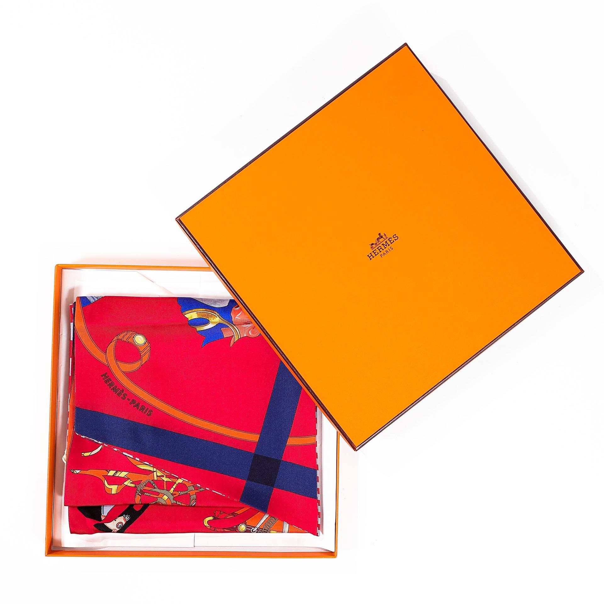 Unused ( Rank NS ) HERMÈS Maxi Twilly 220cm Red Blue Silk - 4
