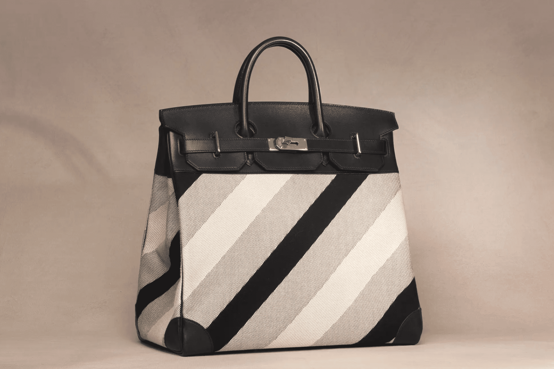 Hermès Haut à Courroies Resale Guide | Price by Size & Selling Tips