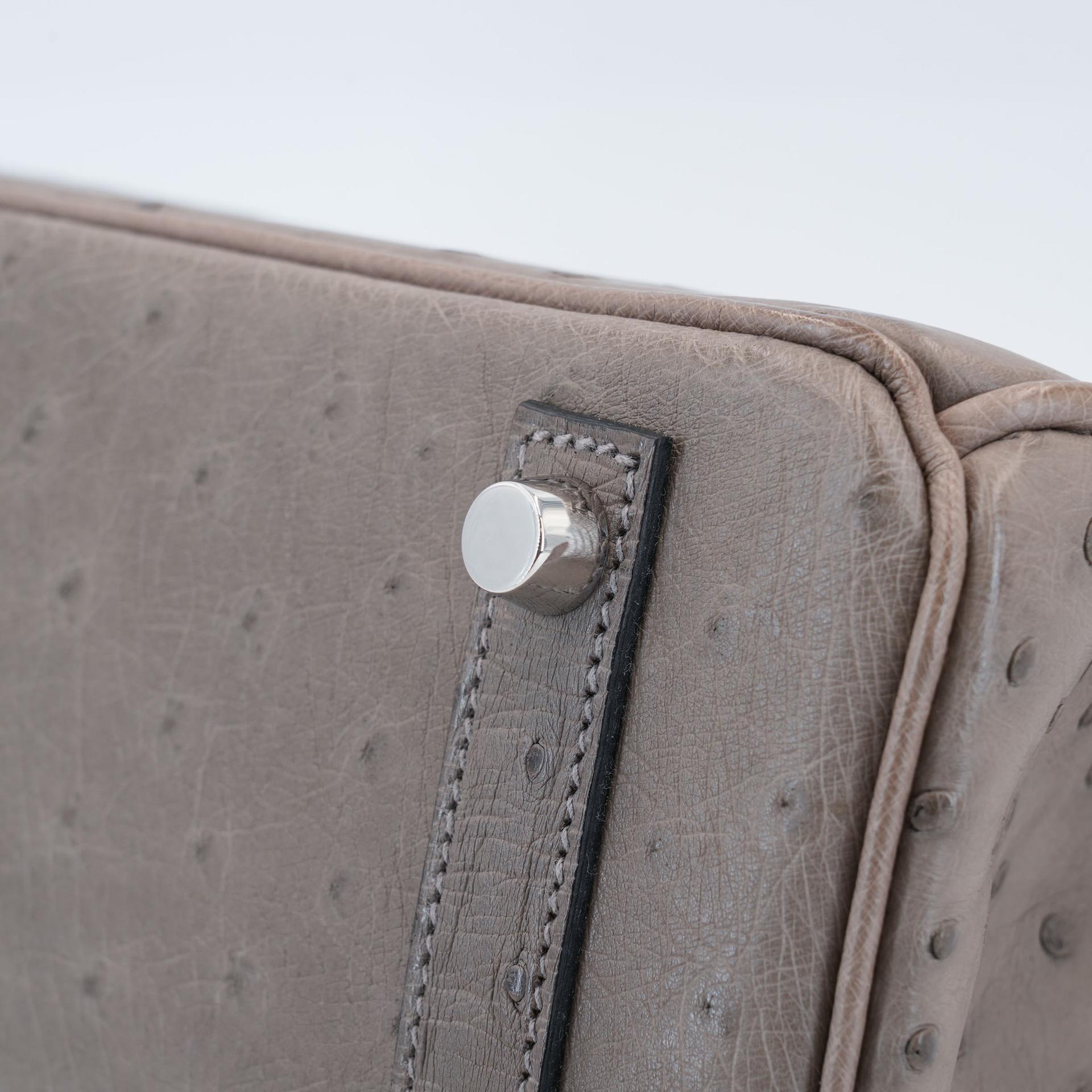 Very Good ( Rank A) HERMÈS Birkin 25 Gris Tourterelle (81) Ostrich Palladium hardware Square P (2012) - 9