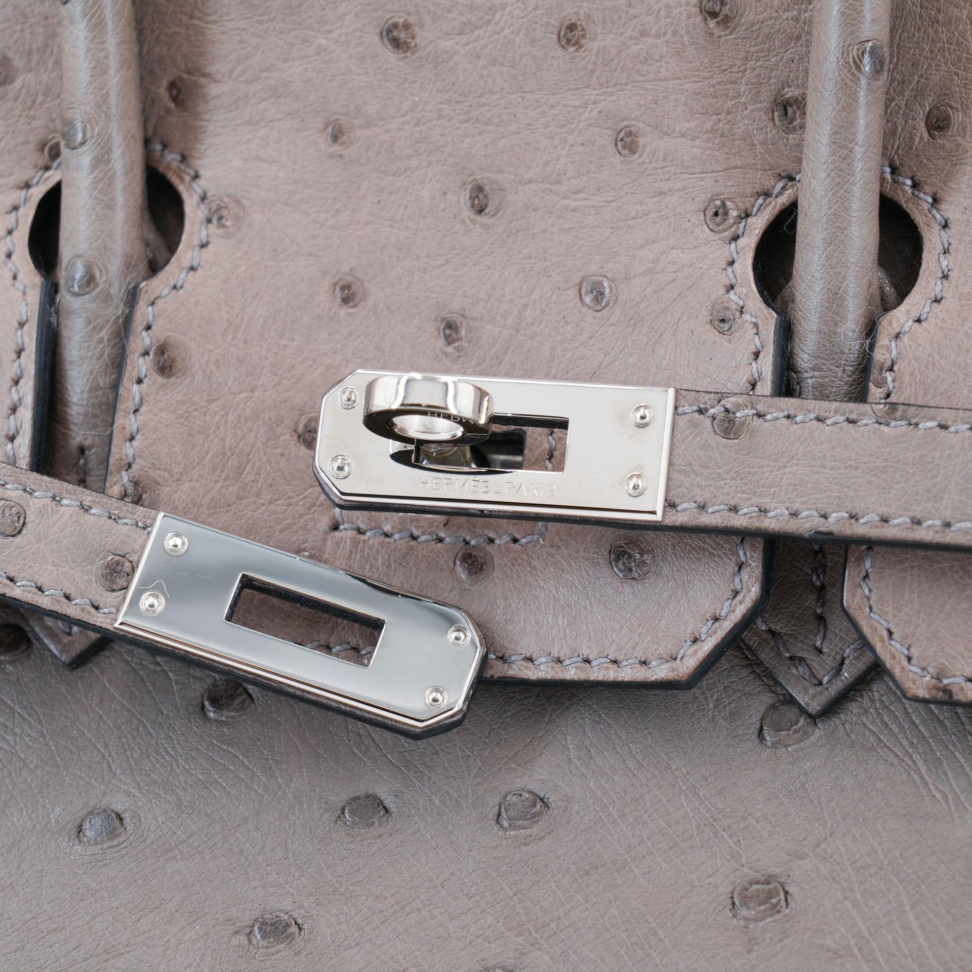 Very Good ( Rank A) HERMÈS Birkin 25 Gris Tourterelle (81) Ostrich Palladium hardware Square P (2012) - 13