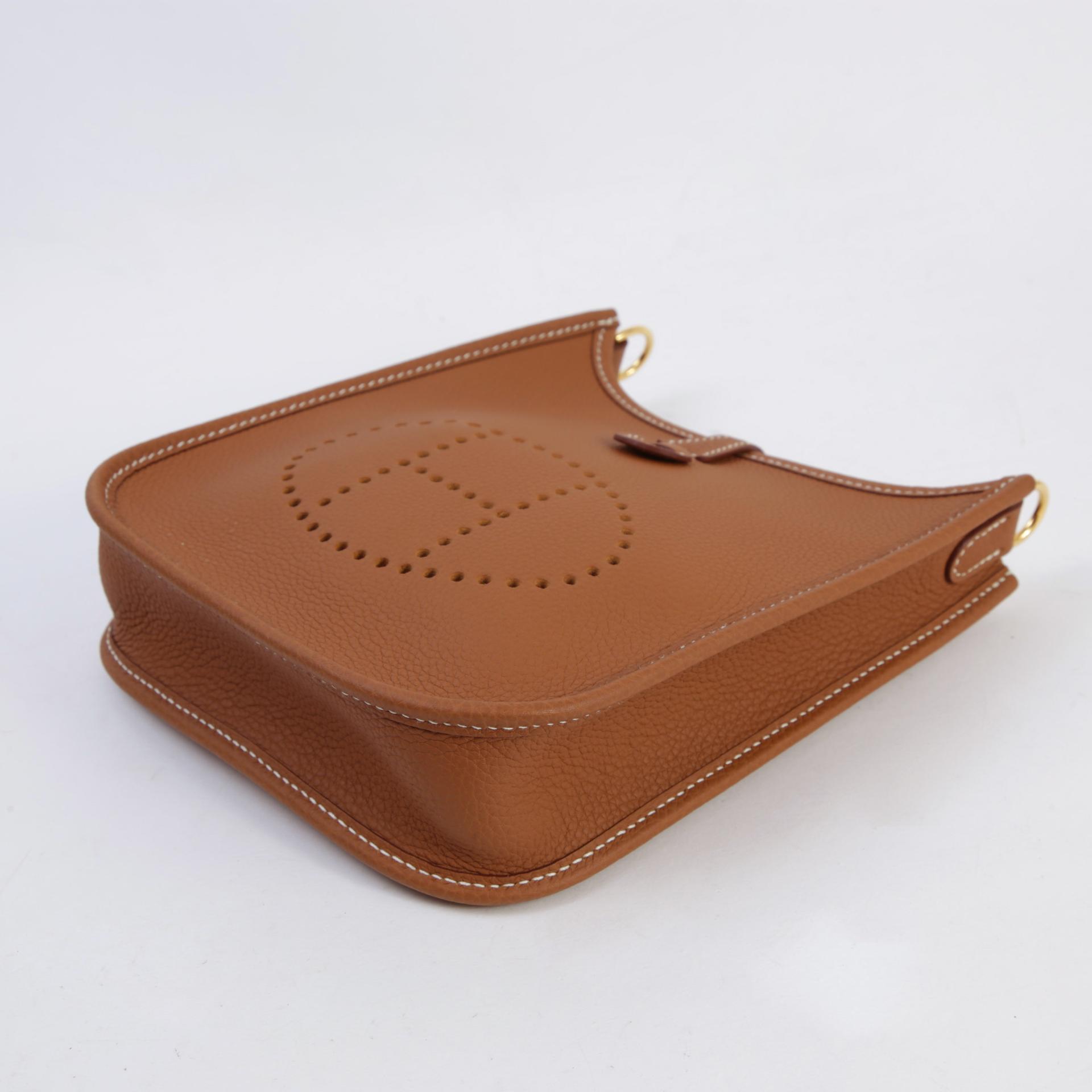 Unused ( Rank NS )  HERMÈS  Mini Evelyne 16 Amazone 112cm Gold (37) Taurillon Maurice Gold hardware Z (2021) - 5