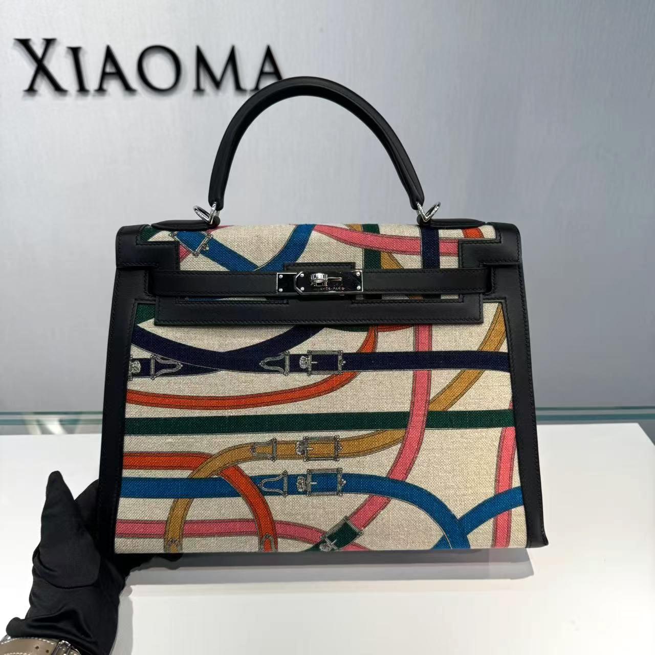 Very Good ( Rank A) HERMÈS Limited Edition Kelly 32 Cavalcadour Toile de Camp  Black (89) Toile Camp canvas Swift Palladium hardware A (2017) - 29