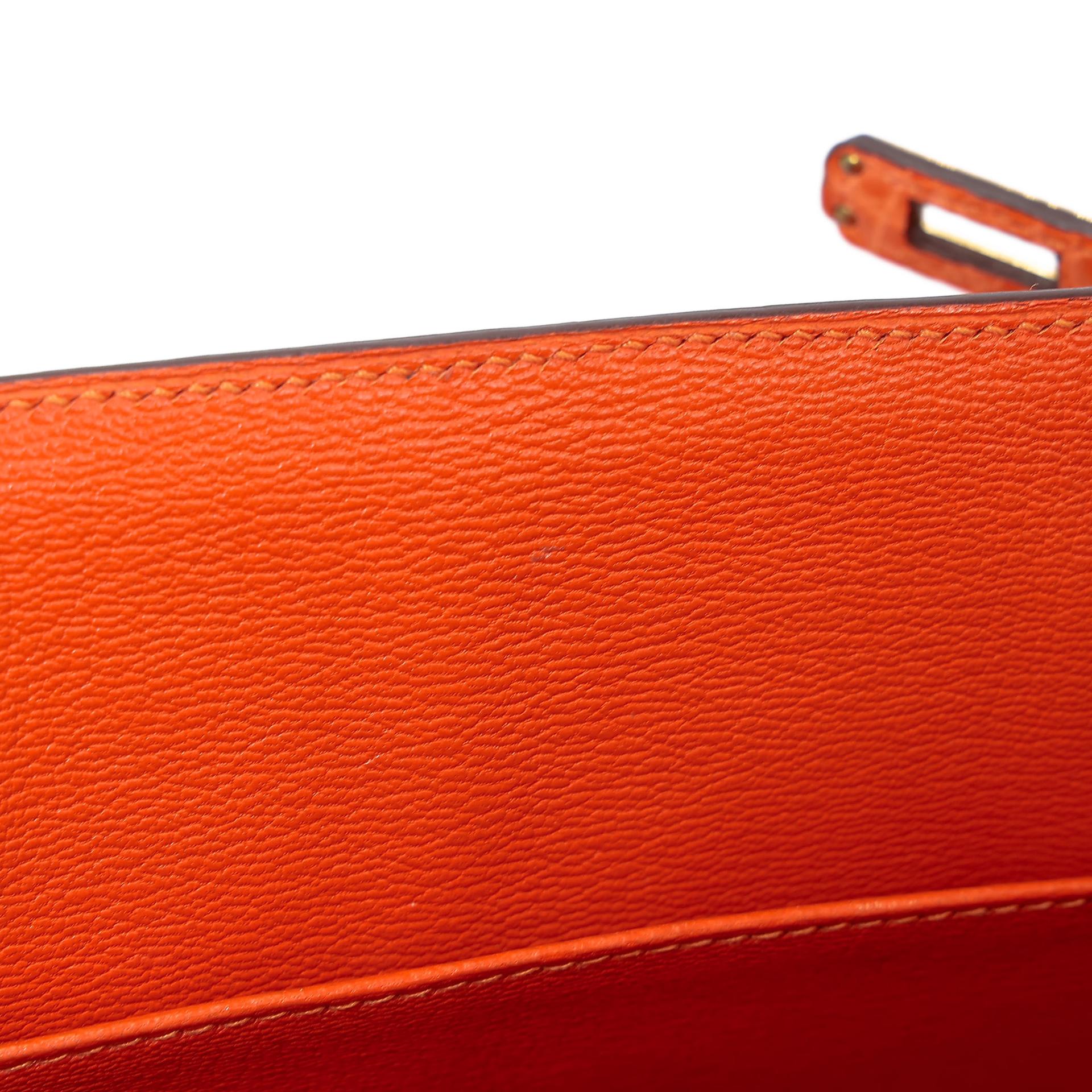 Very Good ( Rank A) HERMÈS Kelly 25 Feu (9J) Matte Alligator Gold hardware Square R (2014) - 25