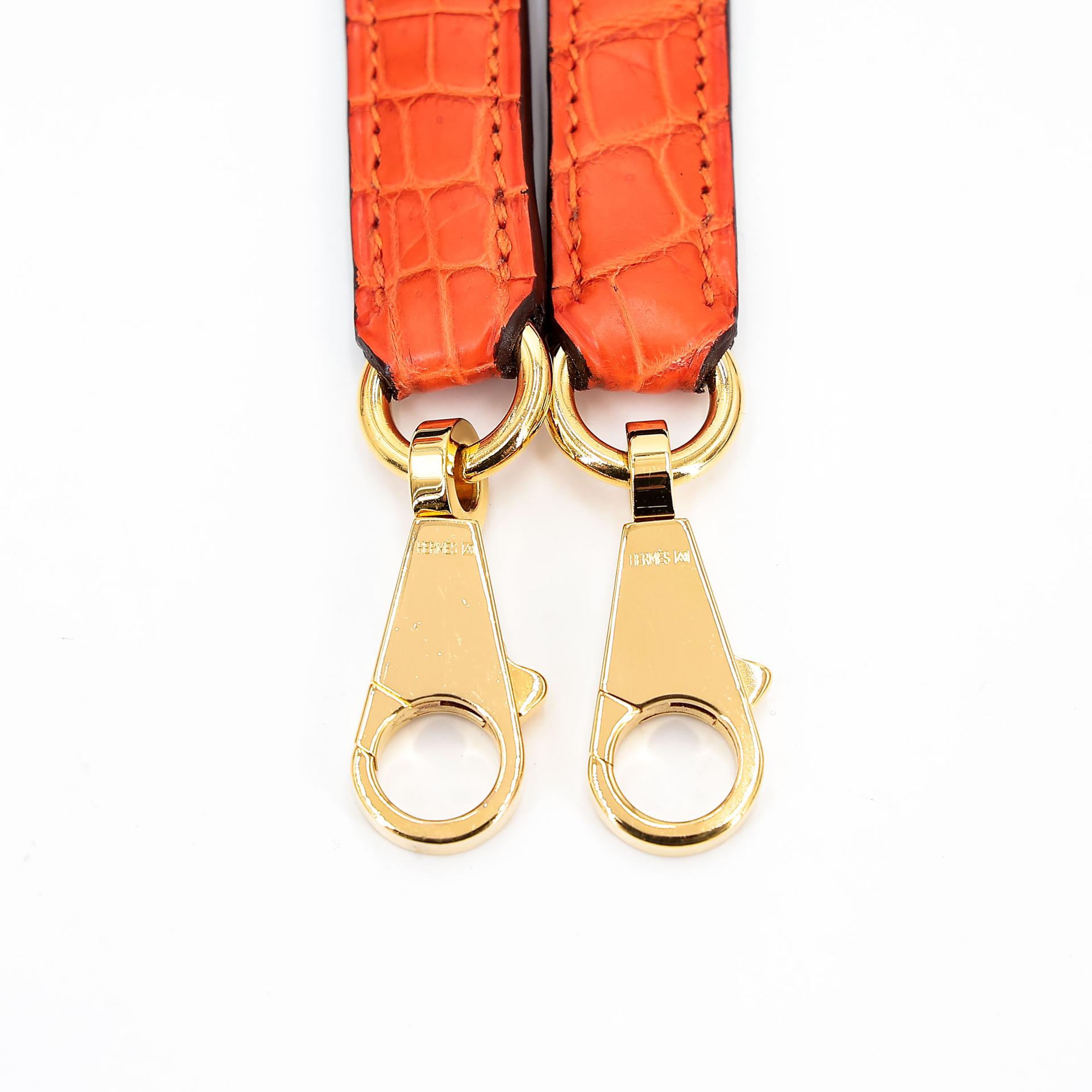 Very Good ( Rank A) HERMÈS Kelly 25 Feu (9J) Matte Alligator Gold hardware Square R (2014) - 37