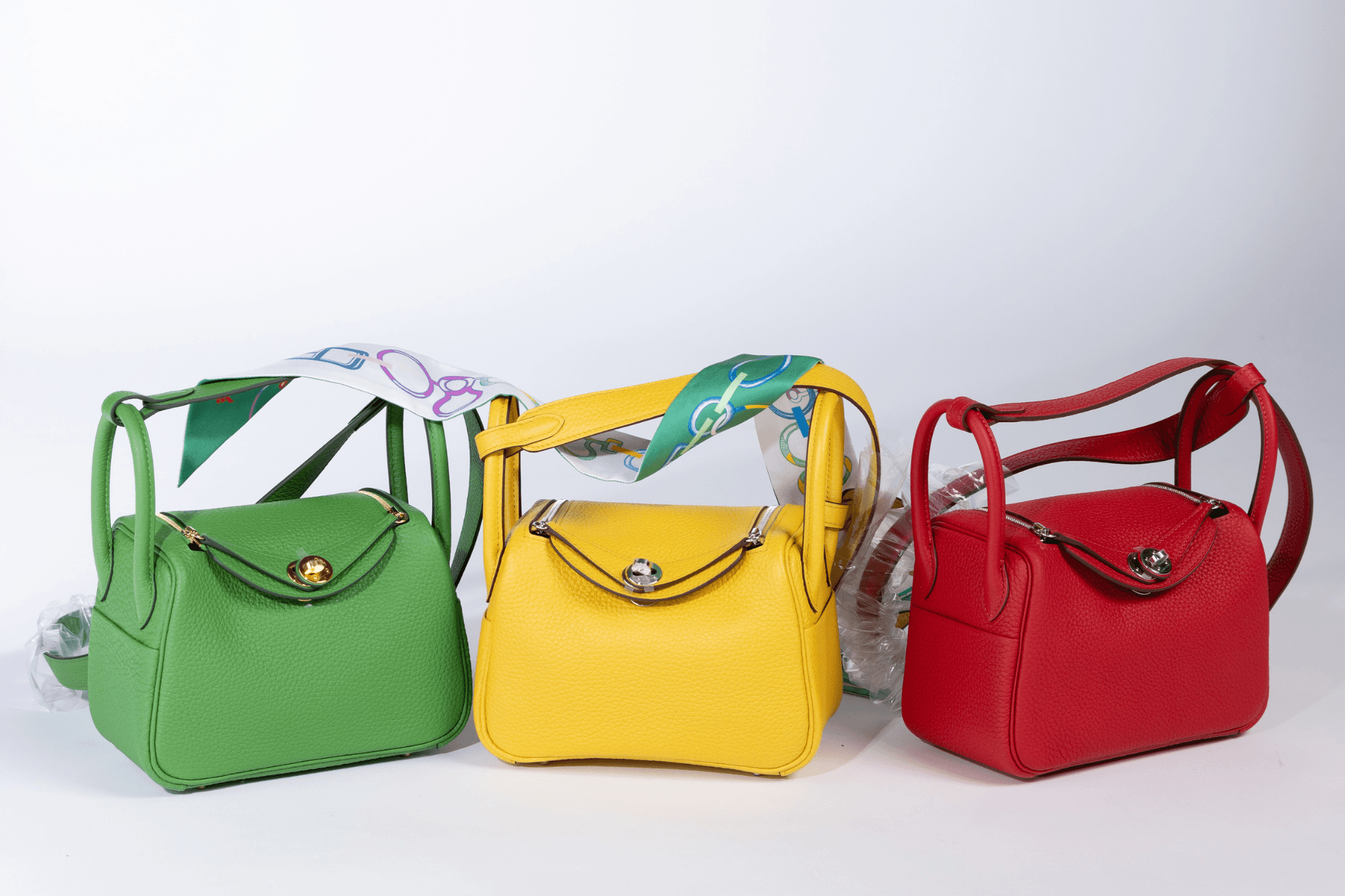 How to Sell Your Hermès Mini Lindy for the Best Price? Resale Value & Tips for 2025