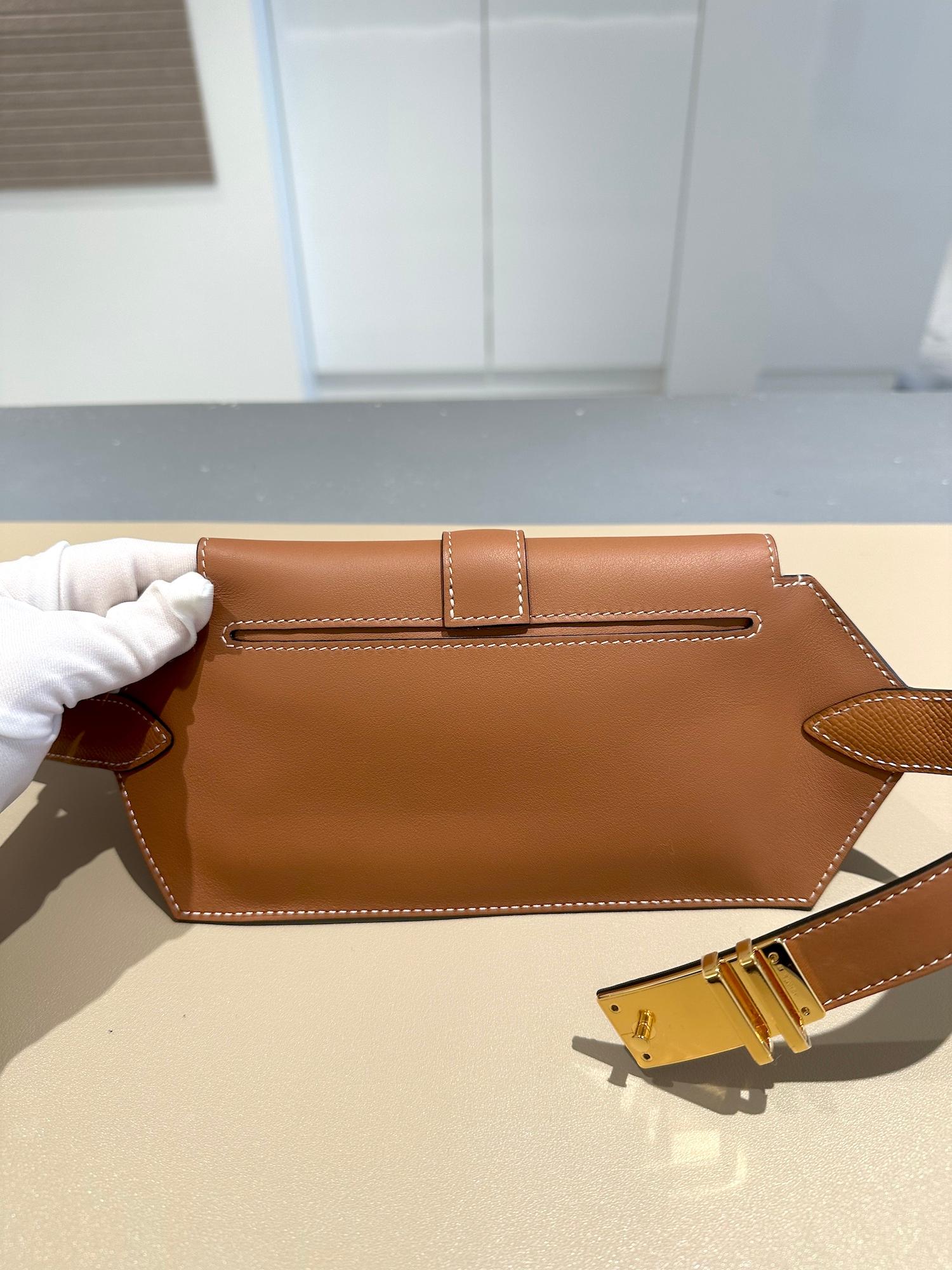 Unused ( Rank NS ) HERMÈS Elan Pocket 24 belt Gold (37) Swift Gold hardware B (2023) - 13