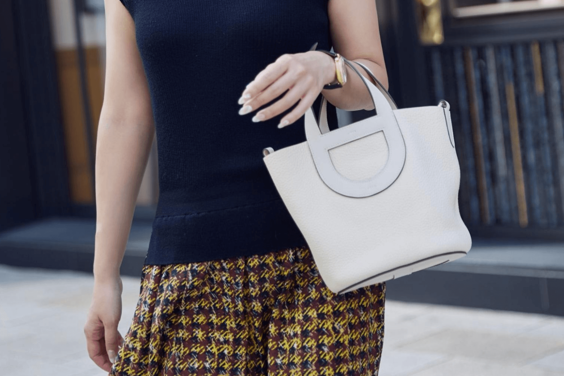 Hermès In the Loop Resale Guide｜Prices for 18 & 23 and Tips for Higher Appraisals