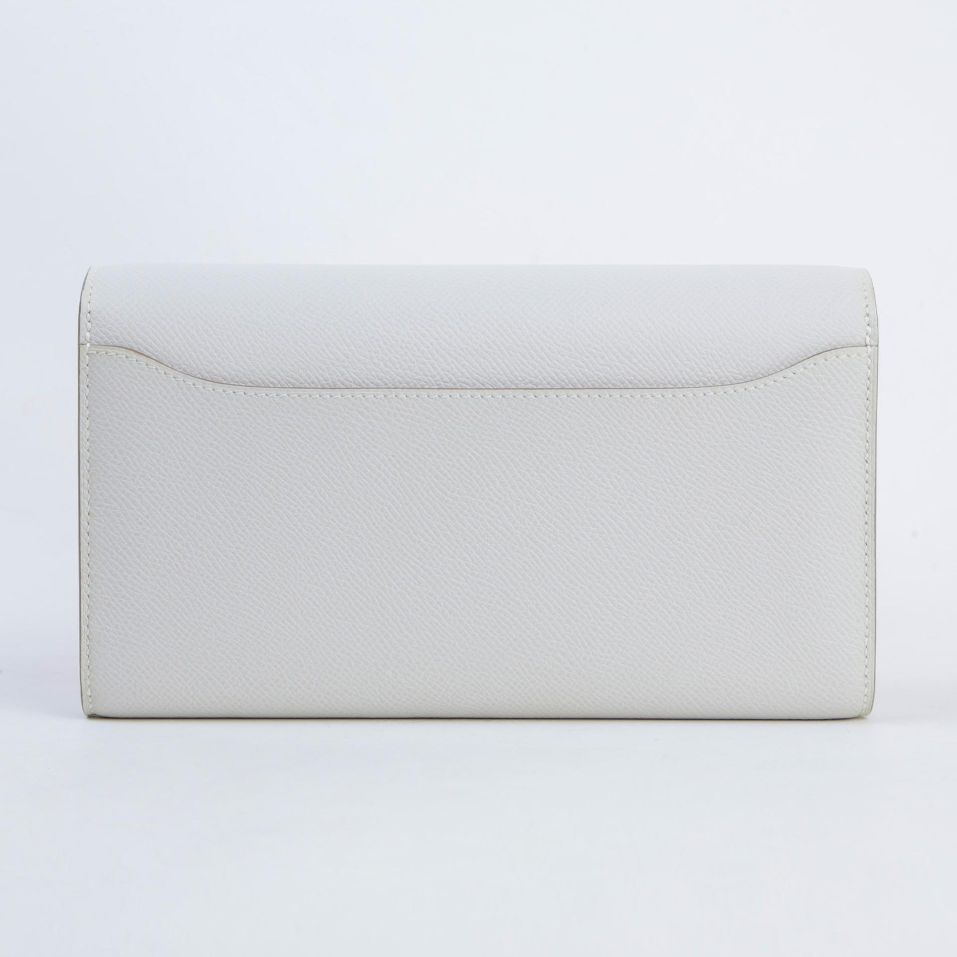 A美品  HERMÈS 愛馬仕  Constance To Go M4 奶灰色 Gris Pale Epsom皮 金扣 B刻 2023年 - 2