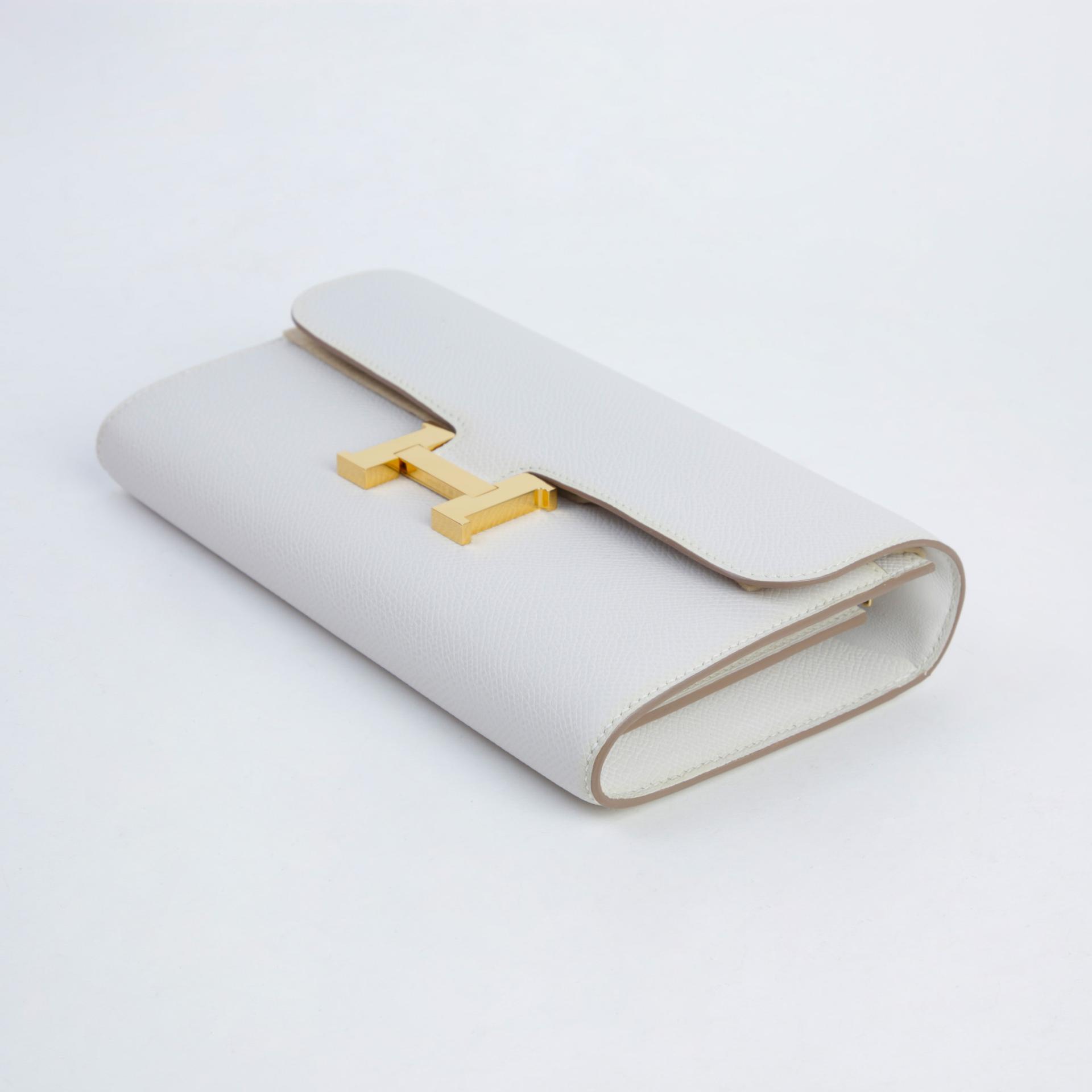 A美品  HERMÈS 愛馬仕  Constance To Go M4 奶灰色 Gris Pale Epsom皮 金扣 B刻 2023年 - 4