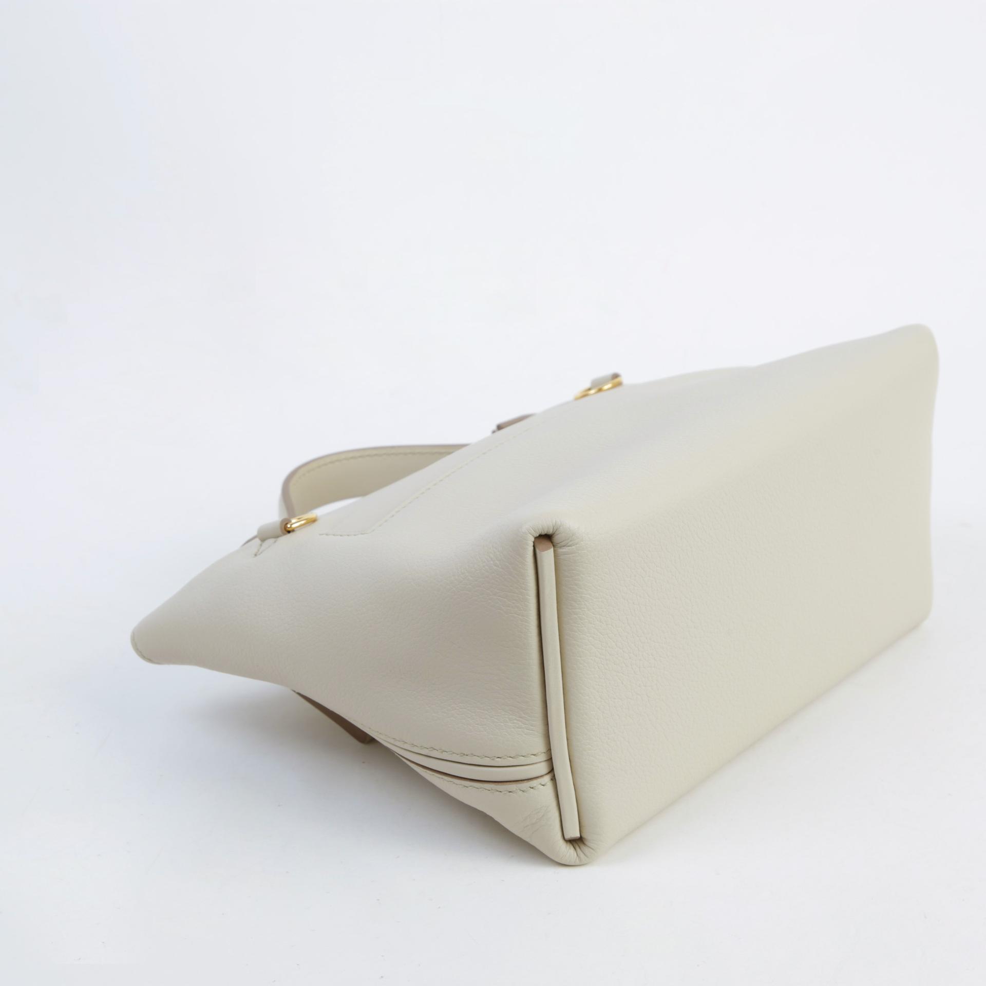 Brand New ( Rank N )  HERMÈS  24/24 - 21 mini Beton (8L) Evercolor Swift Gold hardware W (2024) - 6