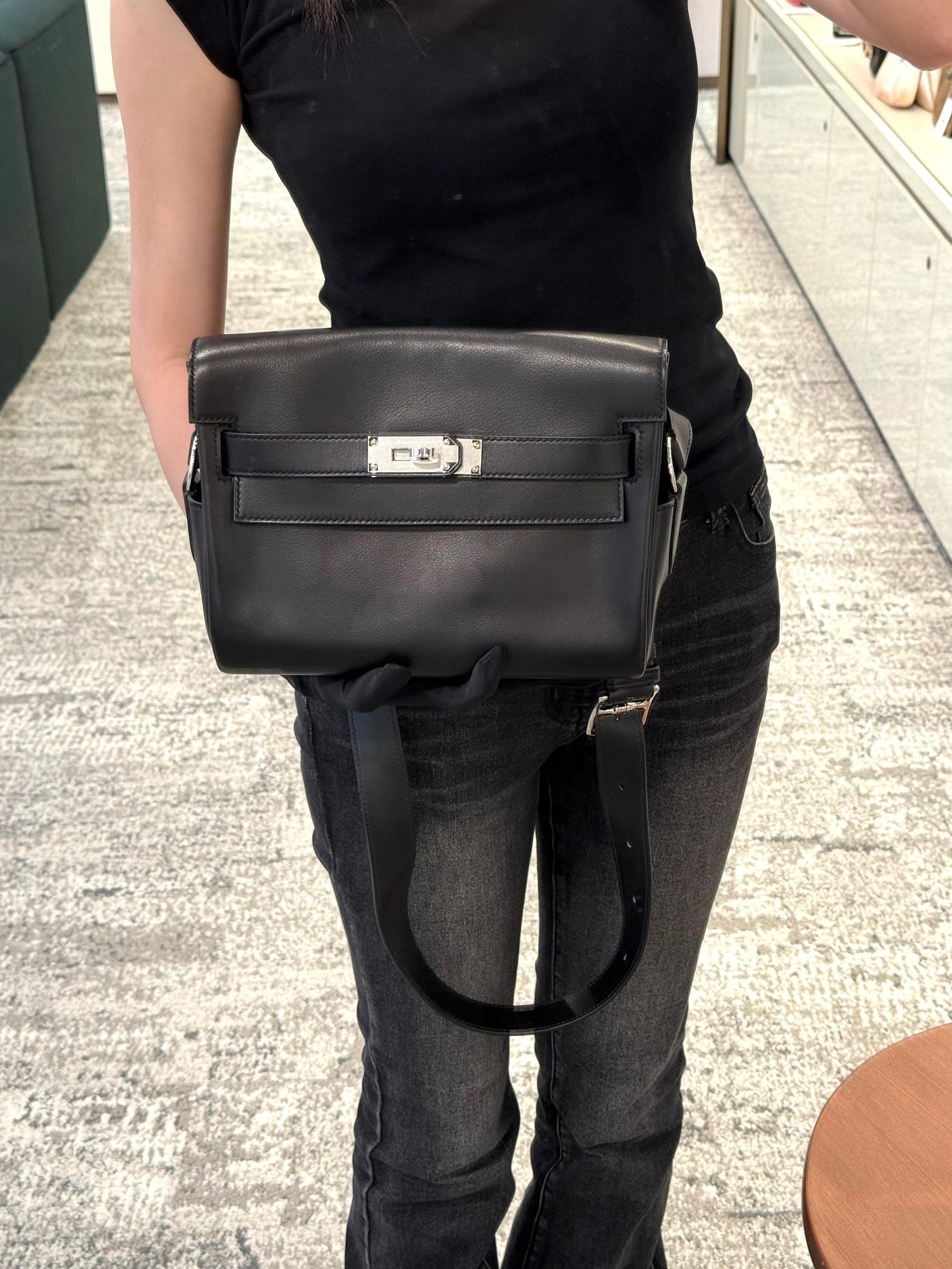 A美品  HERMÈS 爱马仕  Kelly Messenger PM 89 黑色 Noir Evergrain皮 银扣 K刻 2025年 - 3