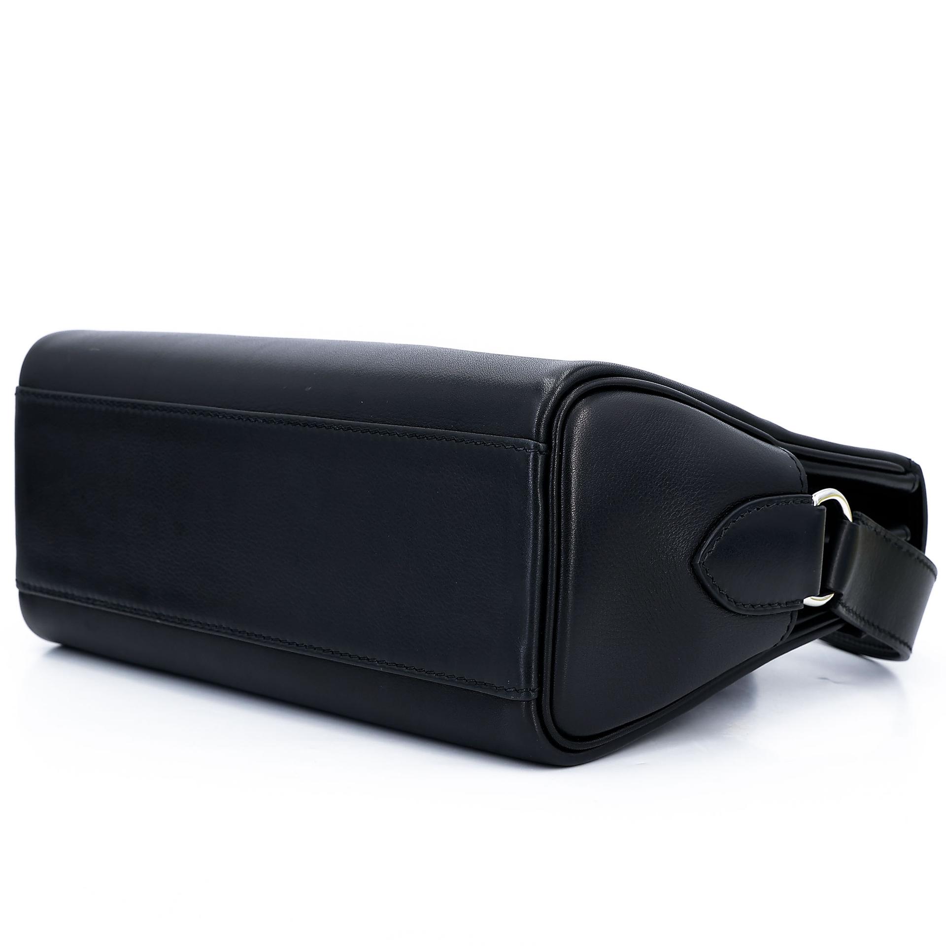 A美品  HERMÈS 爱马仕  Kelly Messenger PM 89 黑色 Noir Evergrain皮 银扣 K刻 2025年 - 14
